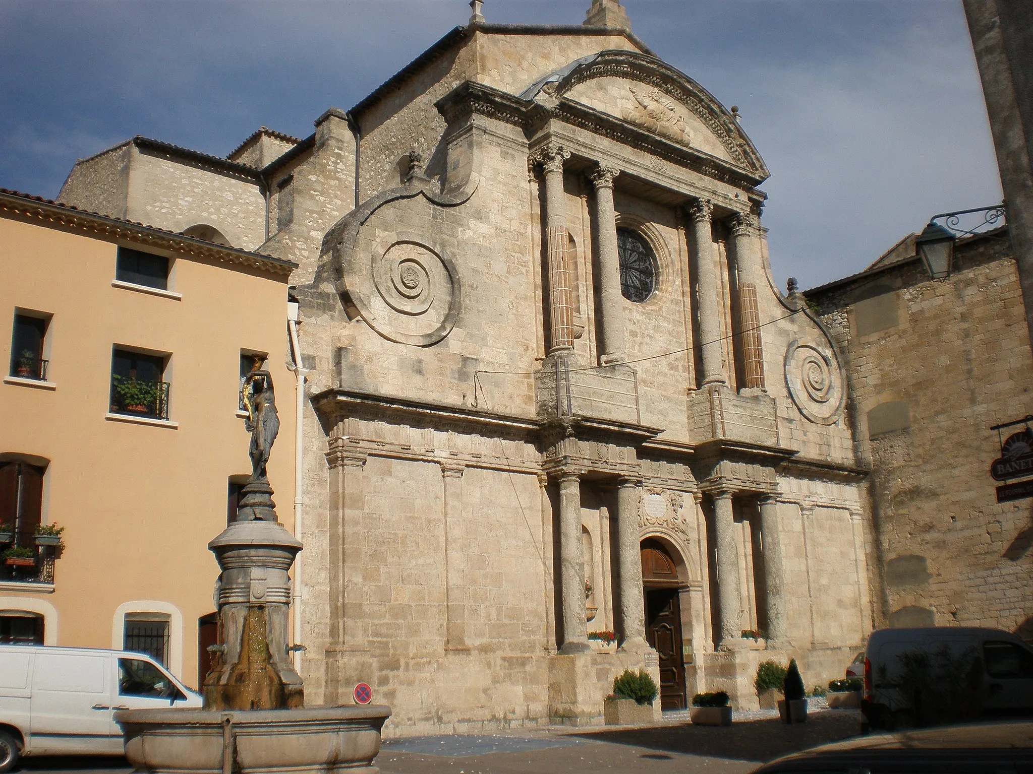 Photo showing: This building is classé au titre des monuments historiques de la France. It is indexed in the base Mérimée, a database of architectural heritage maintained by the French Ministry of Culture, under the reference PA00103354 .