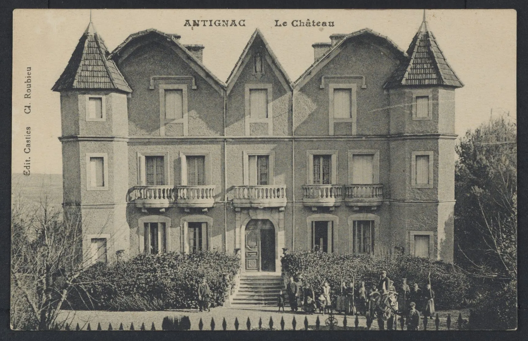 Photo showing: Autignac. - Le château : carte postale.