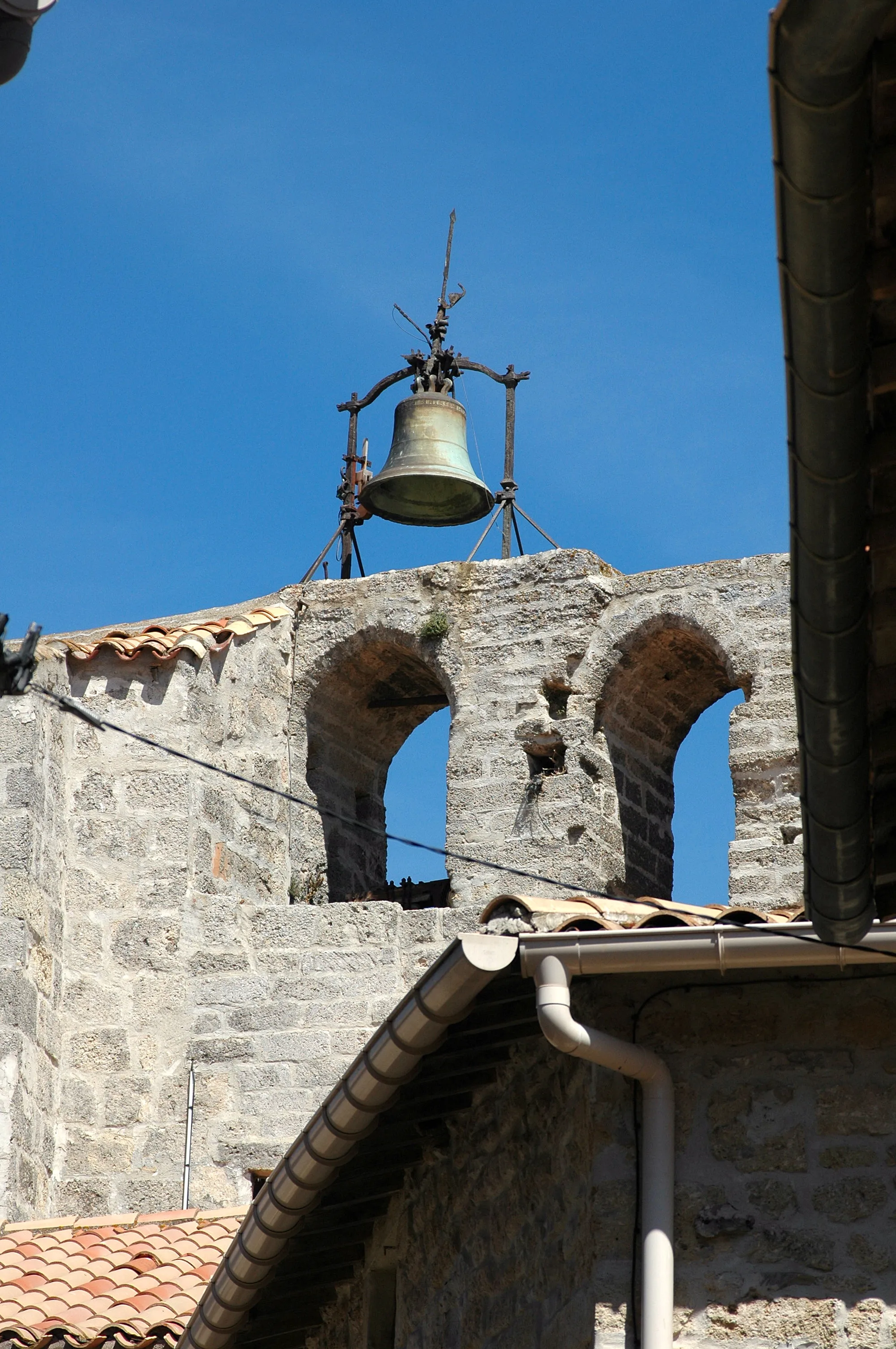 Photo showing: Balaruc-le-Vieux (Hérault), le clocher de l'église Saint-Maurice