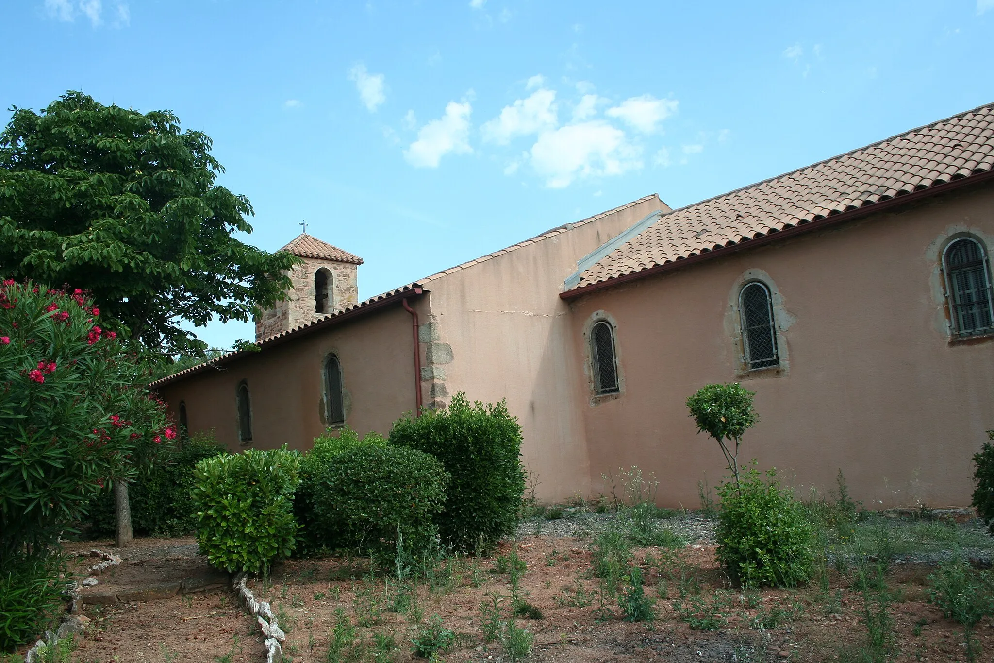 Photo showing: Cébazan (Hérault) - église Saint-Martin