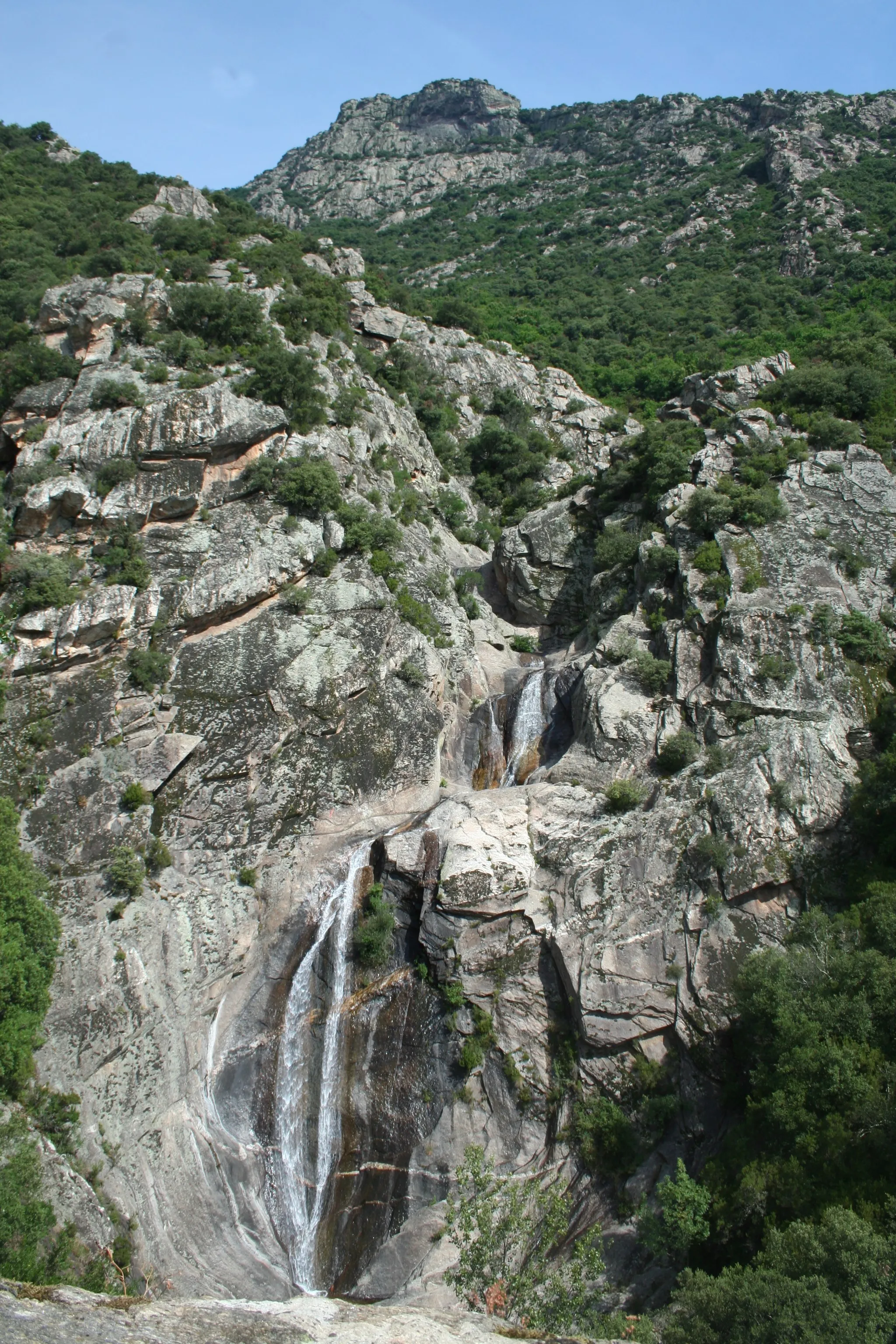 Photo showing: Colombières-sur-Orb (Hérault) -  cascade « le voile de la mariée » du ruisseau d'Albine