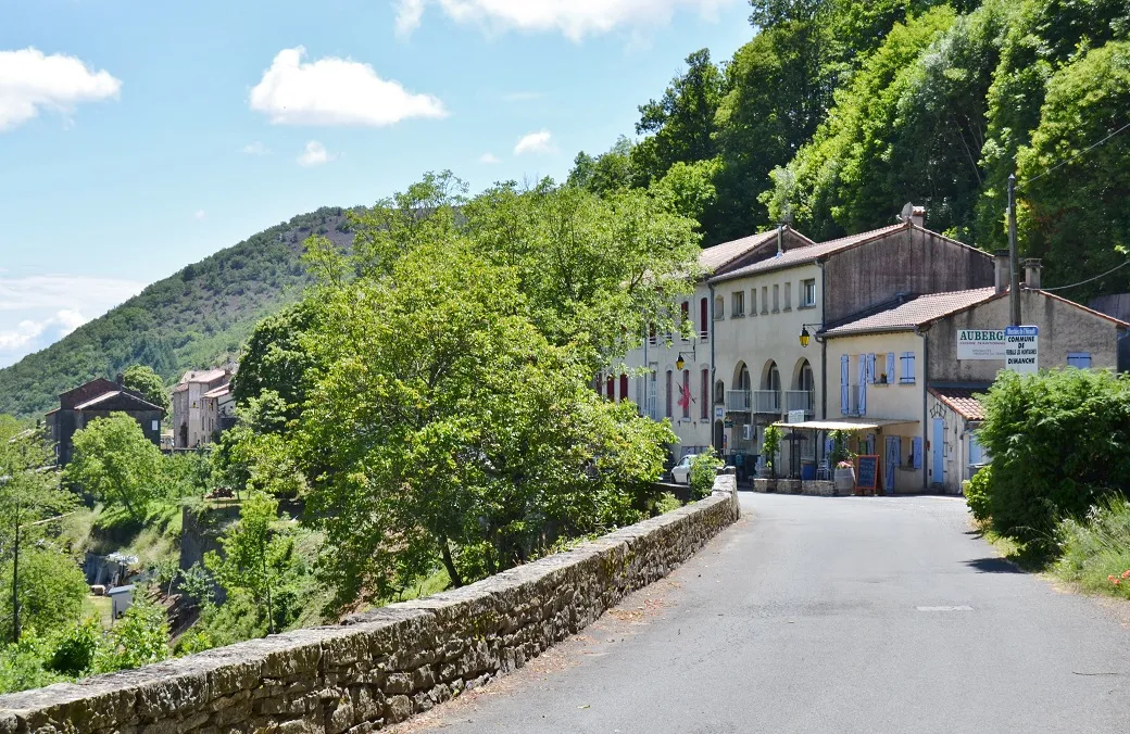 Photo showing: le Village