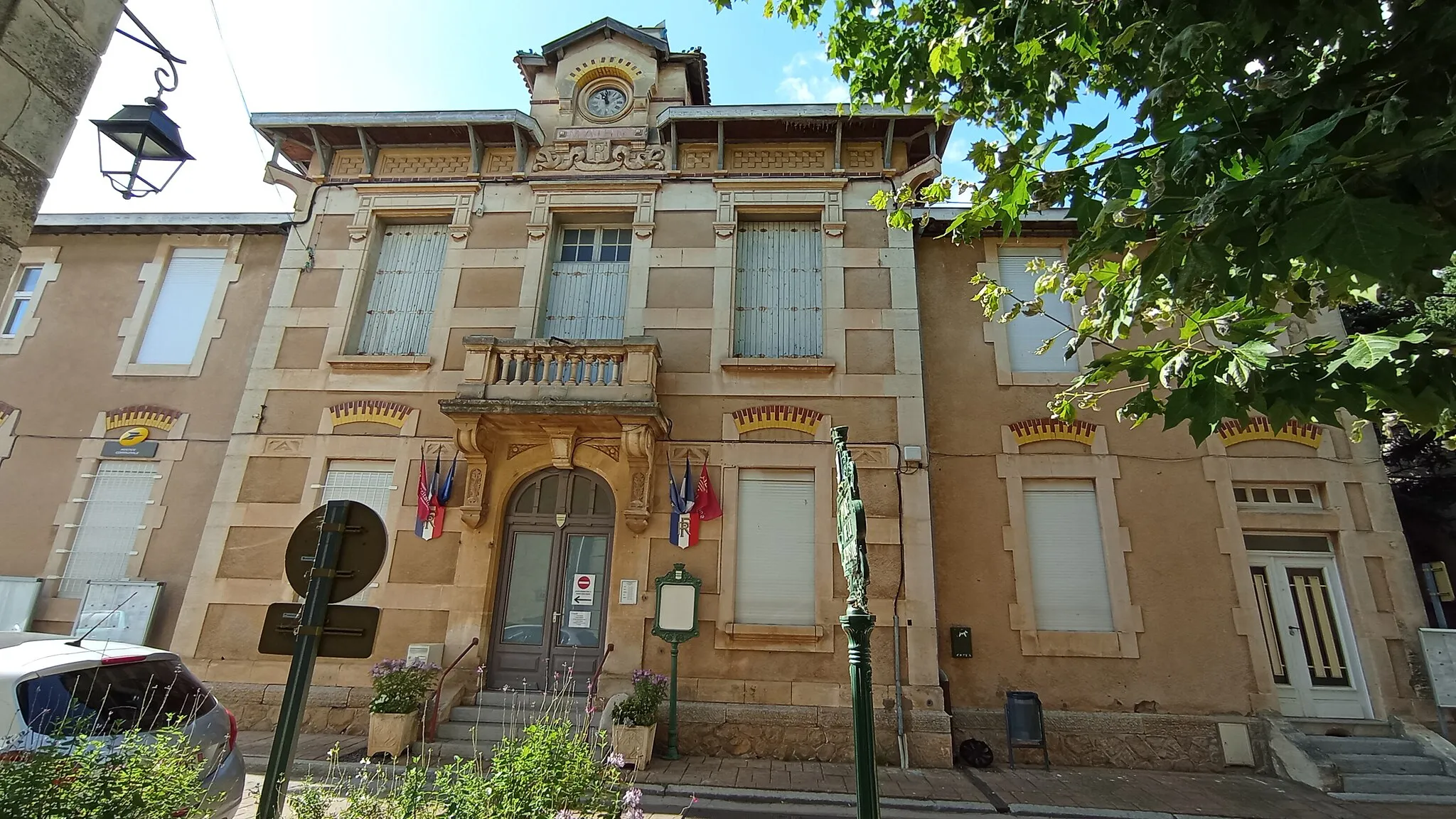 Photo showing: Mairie de Creissan (Hérault, Occitanie, France)