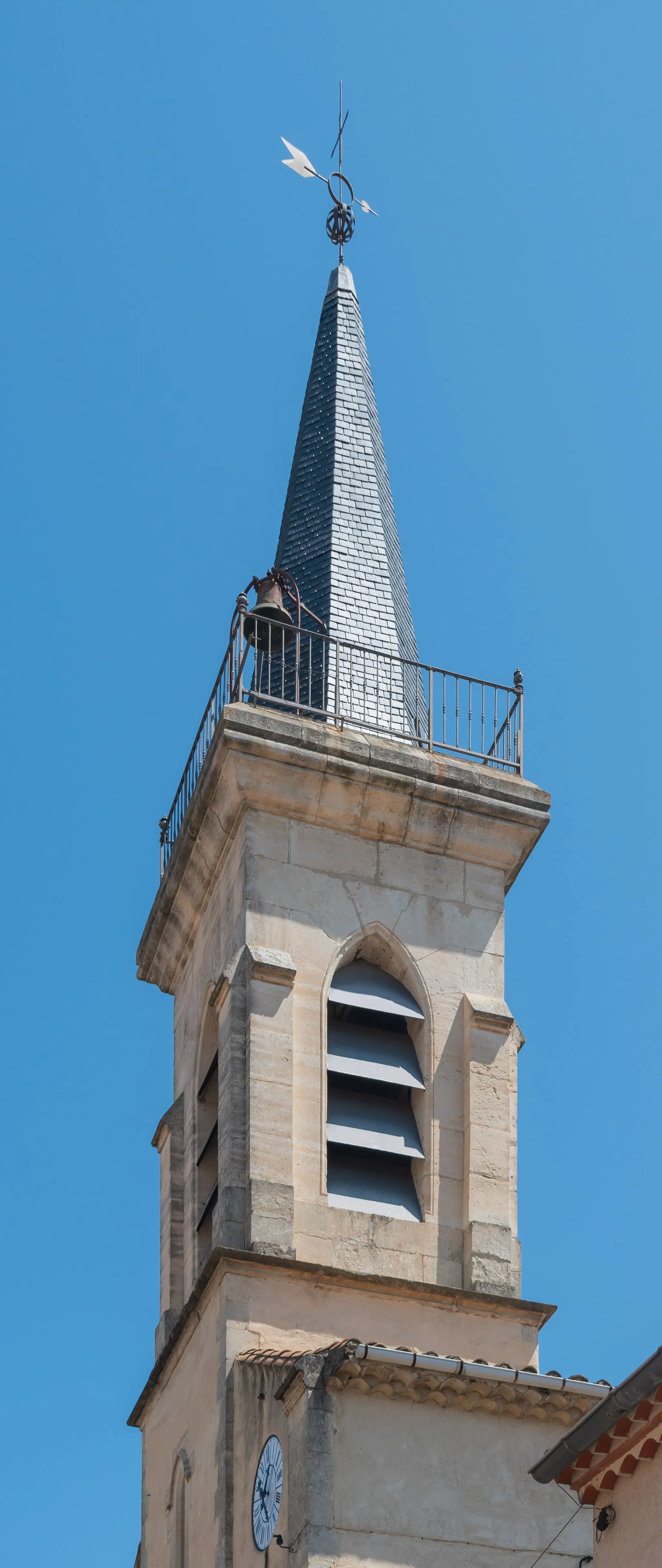 Photo showing: Bell tower of the Saint Martin church in Puimisson, Hérault, France