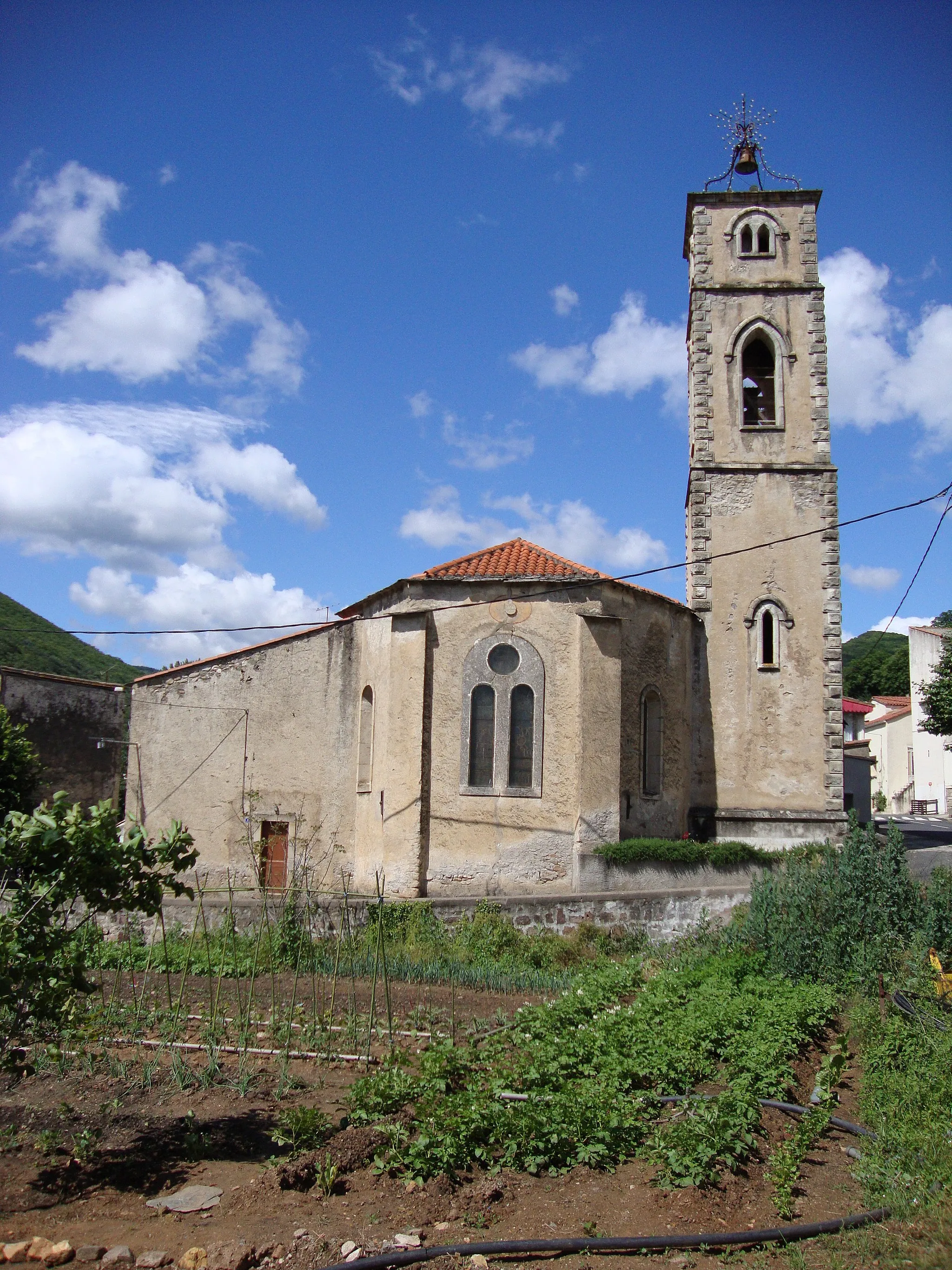 Photo showing: Saint-Étienne-Estréchoux (Hérault, Fr) - L'église Saint-Étienne
