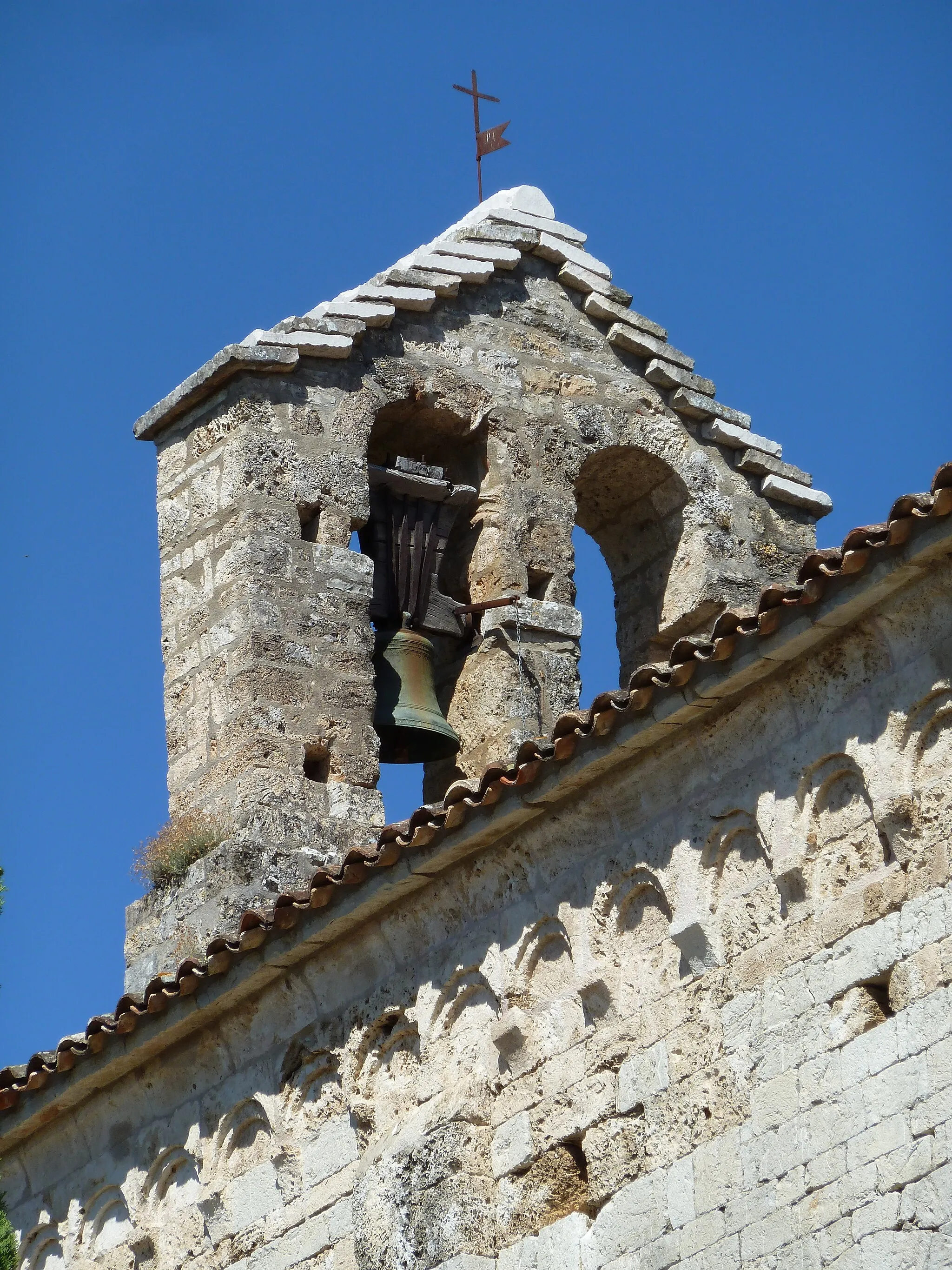 Photo showing: Saint-Andre church (village of Saint-André de Buèges, département of Hérault, France). Bell-tower.