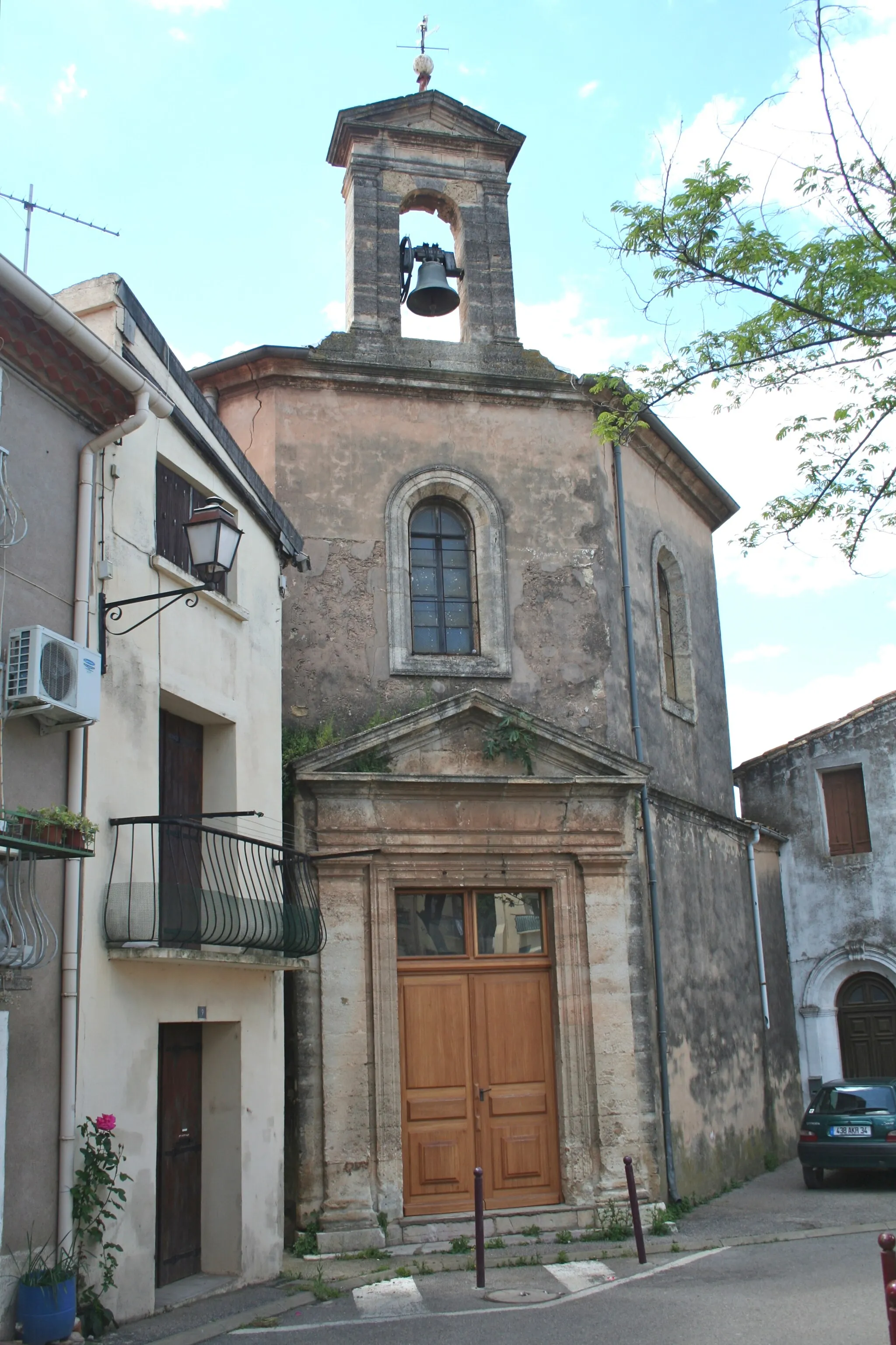 Photo showing: Villeveyrac (Hérault) - temple