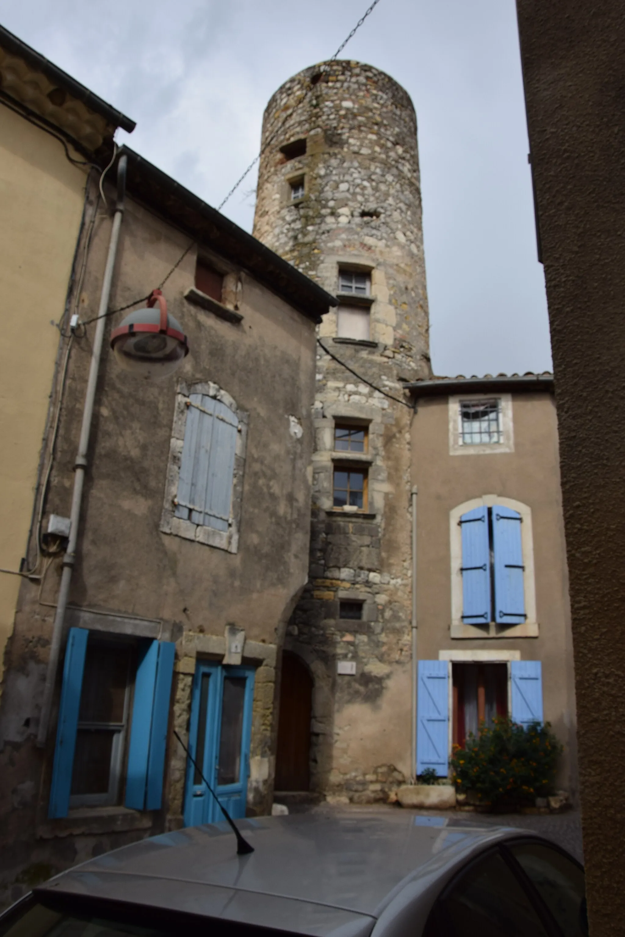 Photo showing: This building is indexed in the base Mérimée, a database of architectural heritage maintained by the French Ministry of Culture, under the reference PA00102690 .