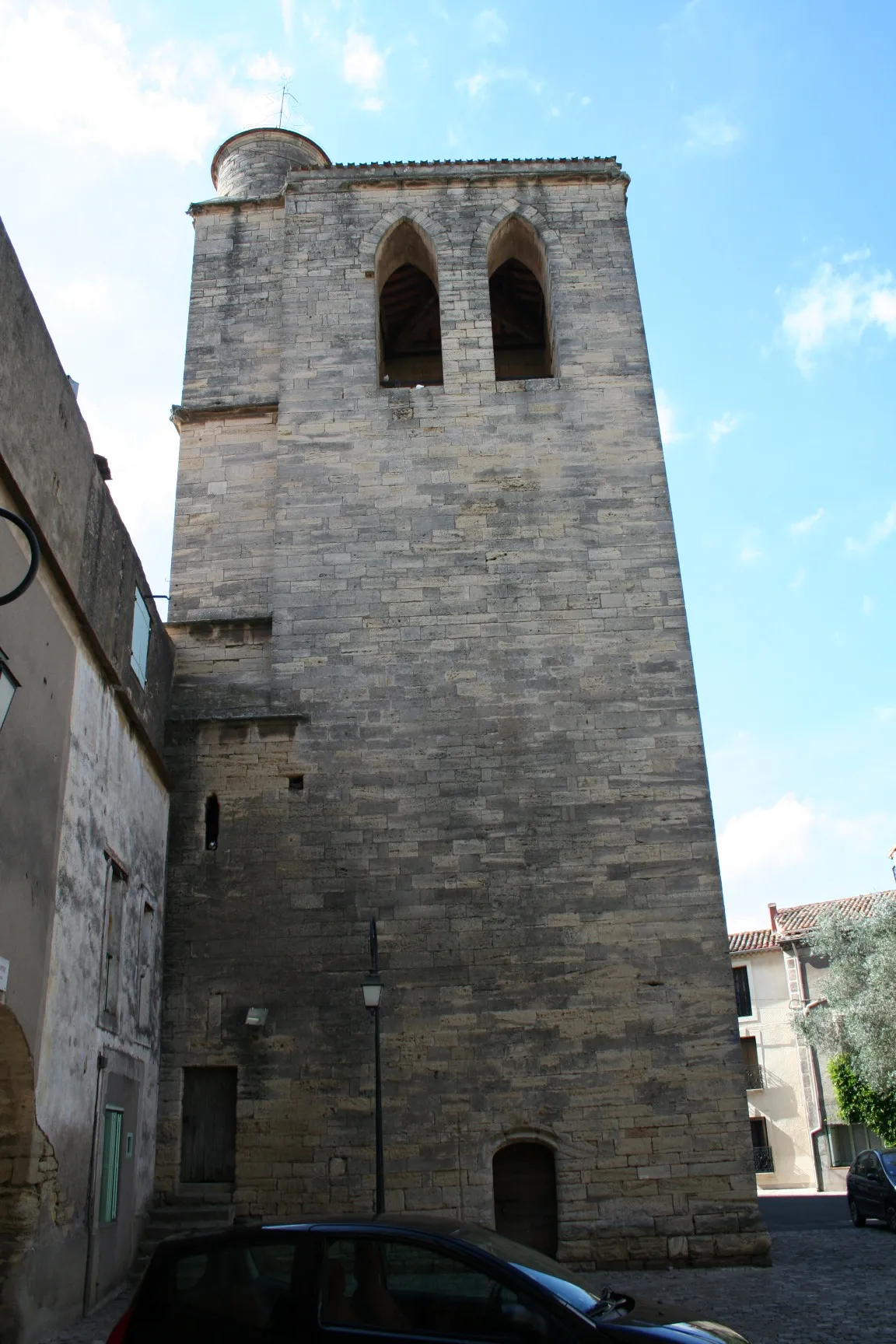 Photo showing: Saint-Thibéry (Hérault) : Tour-clocher à l'entrée de l'abbaye, construite entre 1520 et 1530.