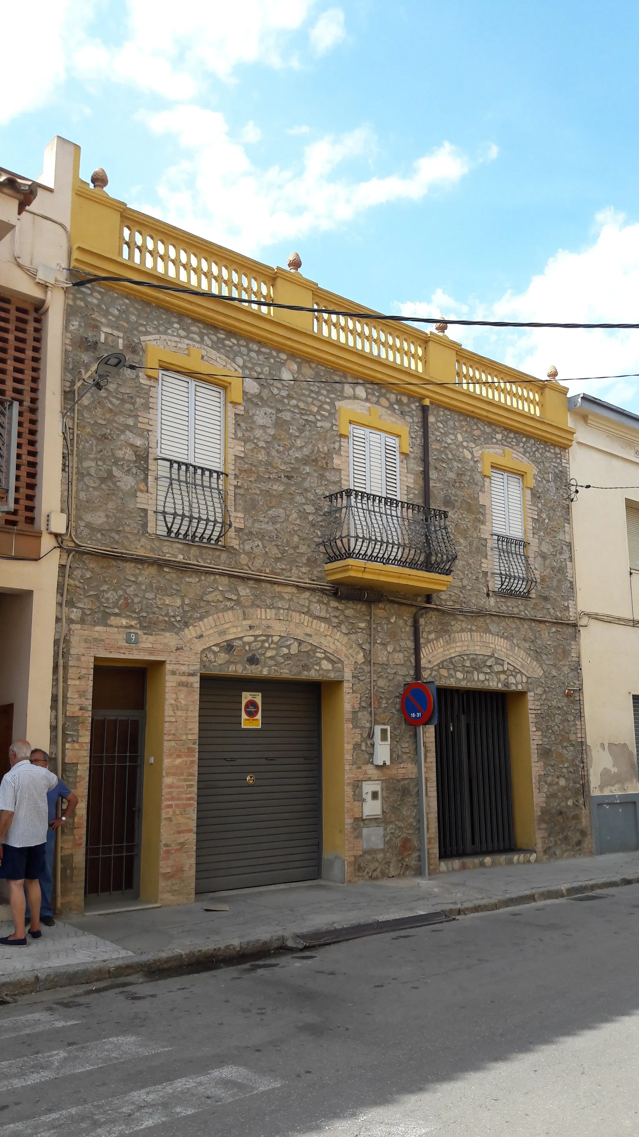 Photo showing: Casa al carrer Dos de Maig, 9 (Cabanes)