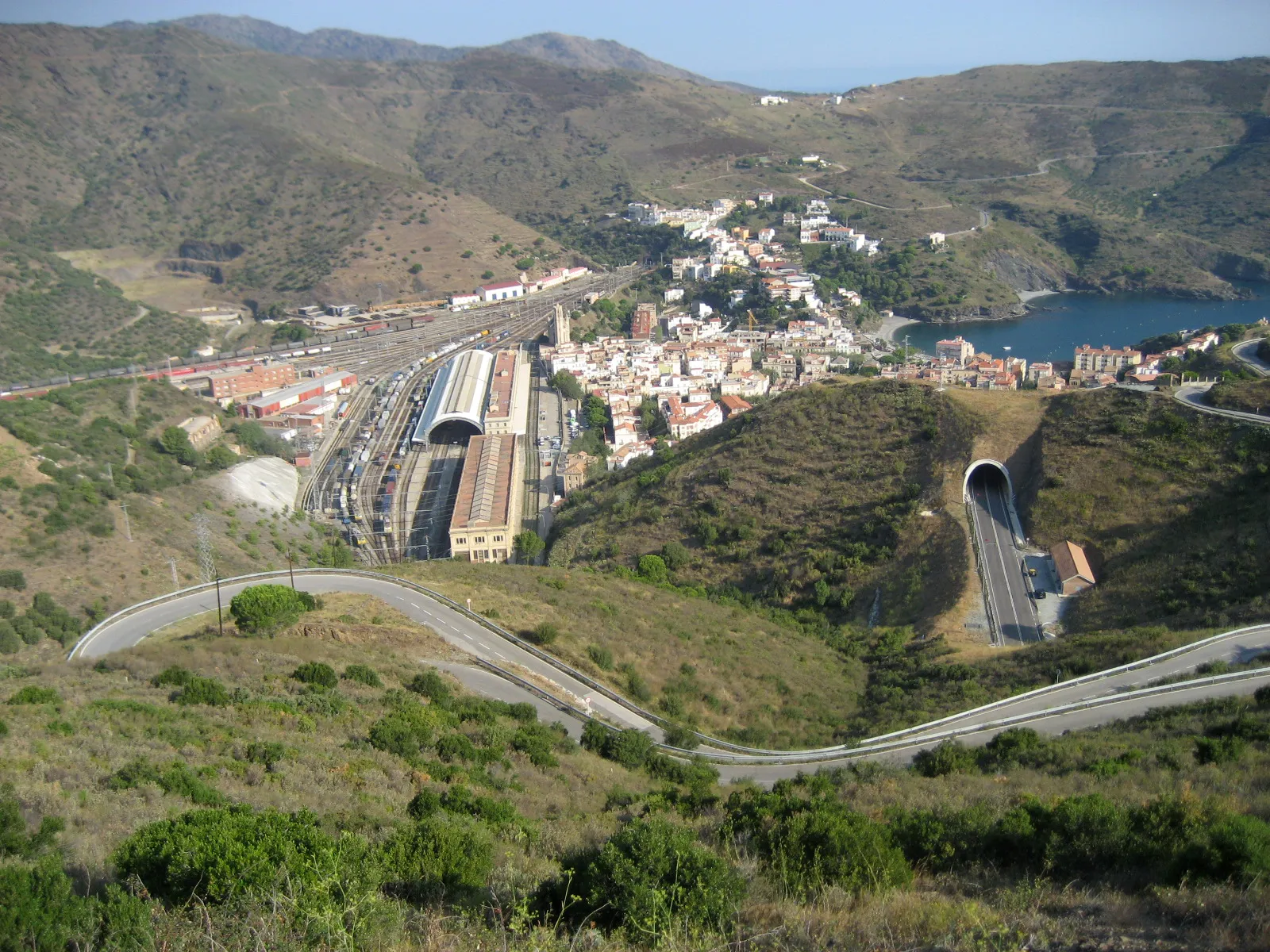 Photo showing: Portbou, Spain