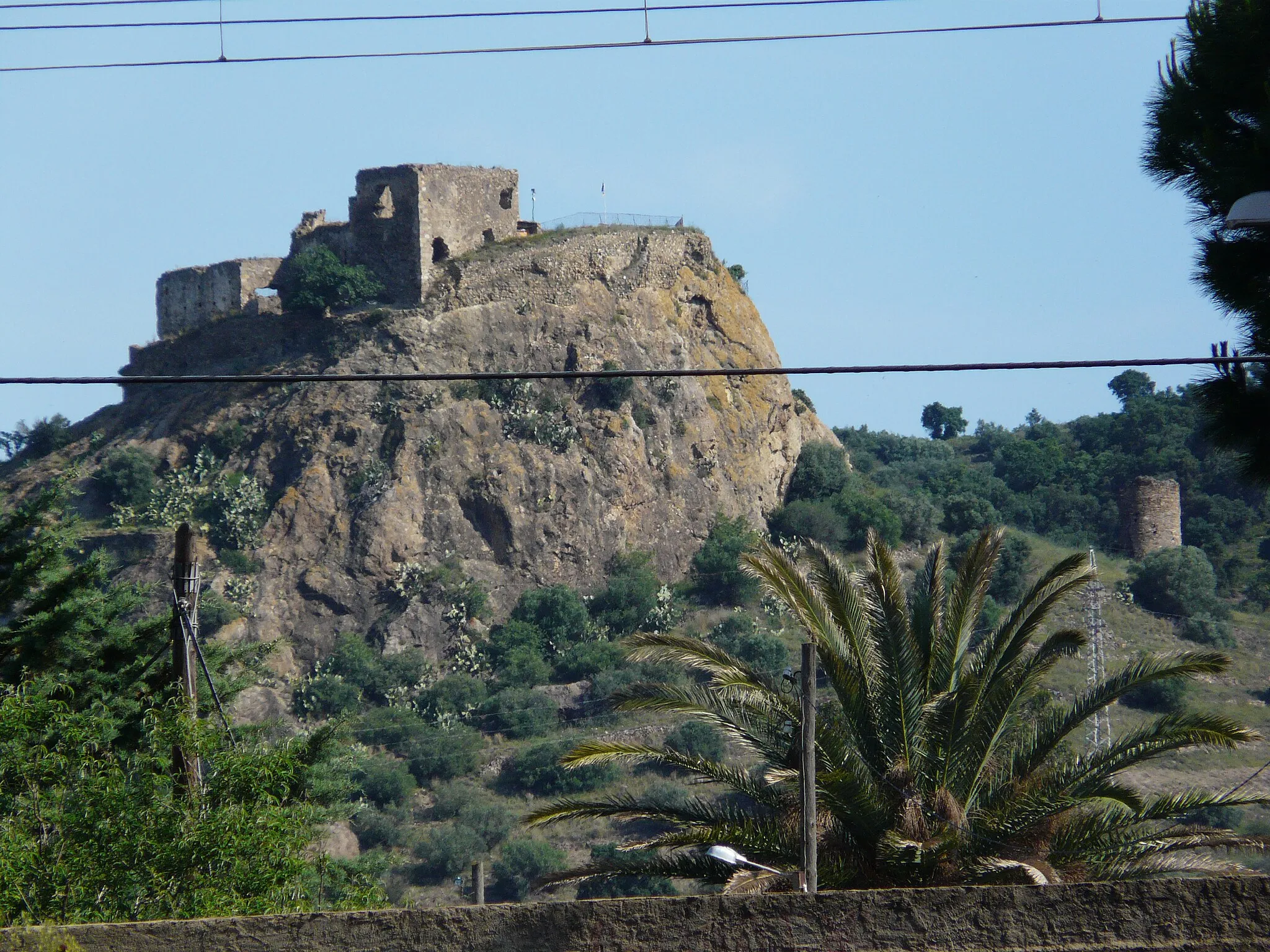 Photo showing: Castell de Quermançó (Vilajuïga)