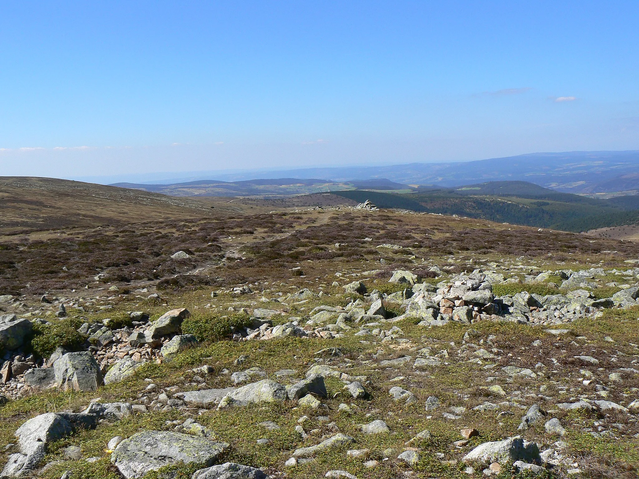 Photo showing: Paysage sur le mont Lozère depuis le sommet de Finiels