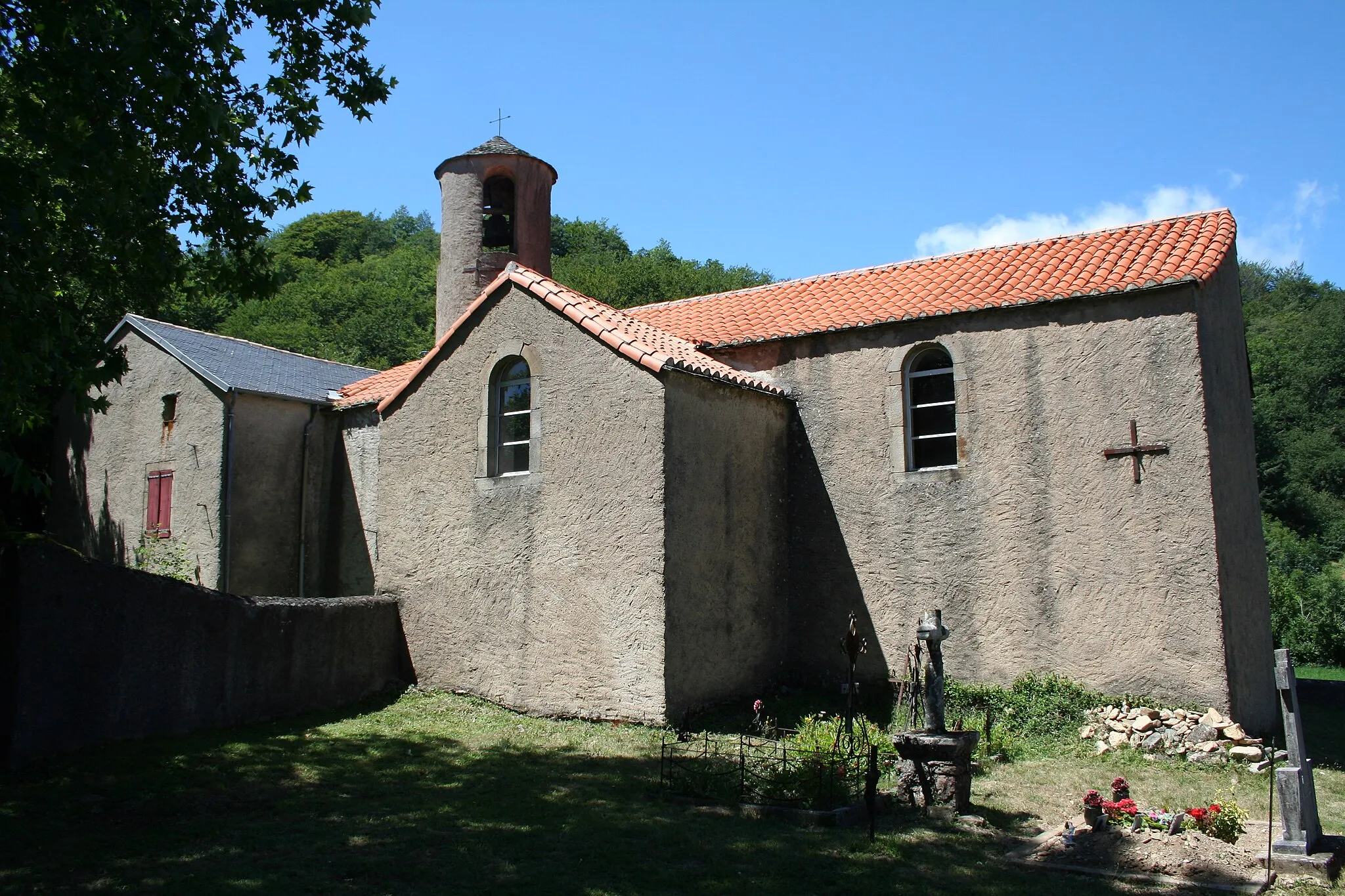 Photo showing: Mélagues (Aveyron) - Église Saint-Pierre-des-Cats.