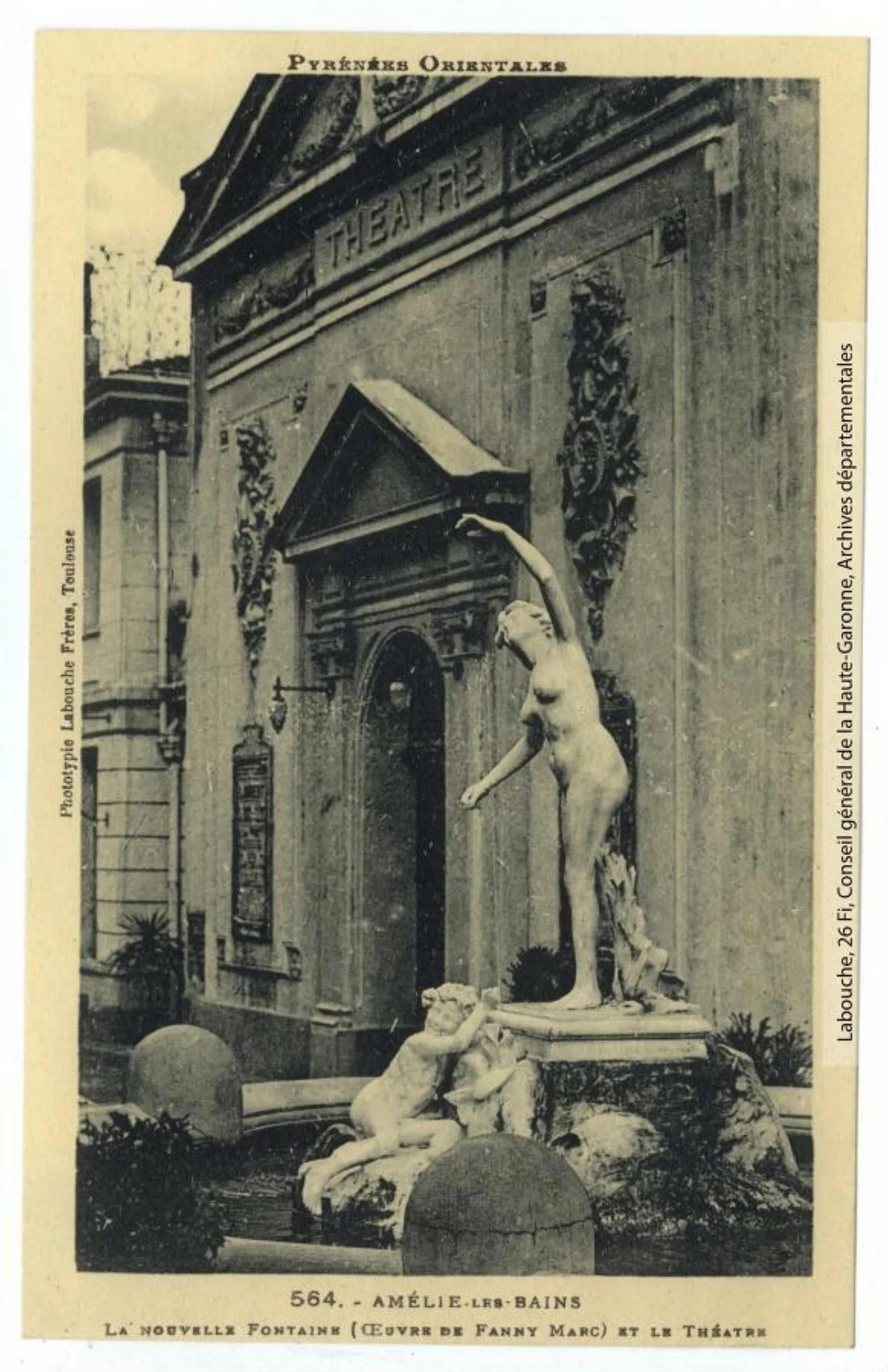 Photo showing: la nouvelle fontaine (oeuvre de Fanny Marc) et le théâtre. - Toulouse : phototypie Labouche frères, marque LF au verso, [entre 1918 et 1937]. - Carte postale. Pyrénées-Orientales. 564. Amélie-les-Bains :