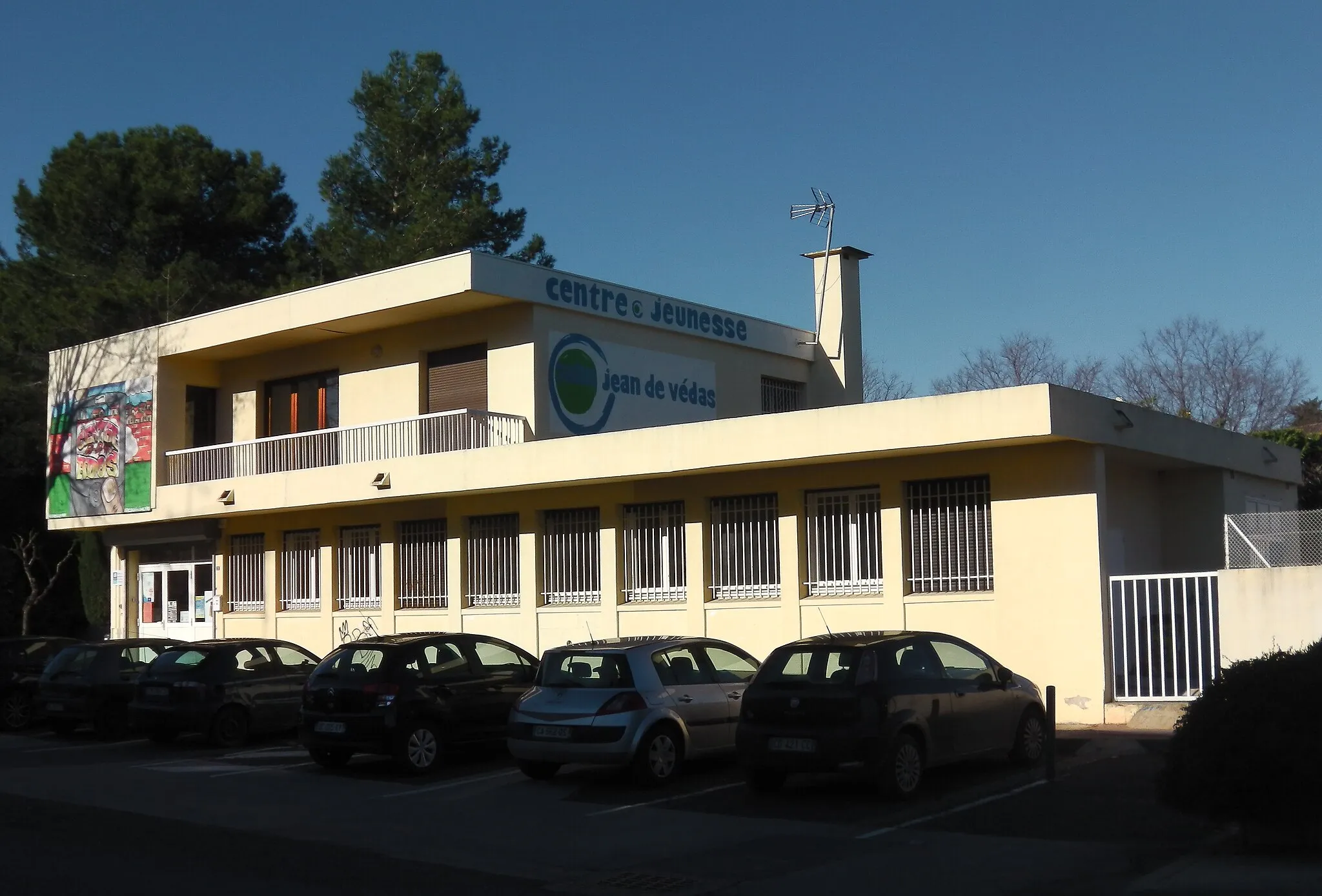 Photo showing: Le centre jeunesse municipal de Saint-Jean-de-Védas (Hérault)