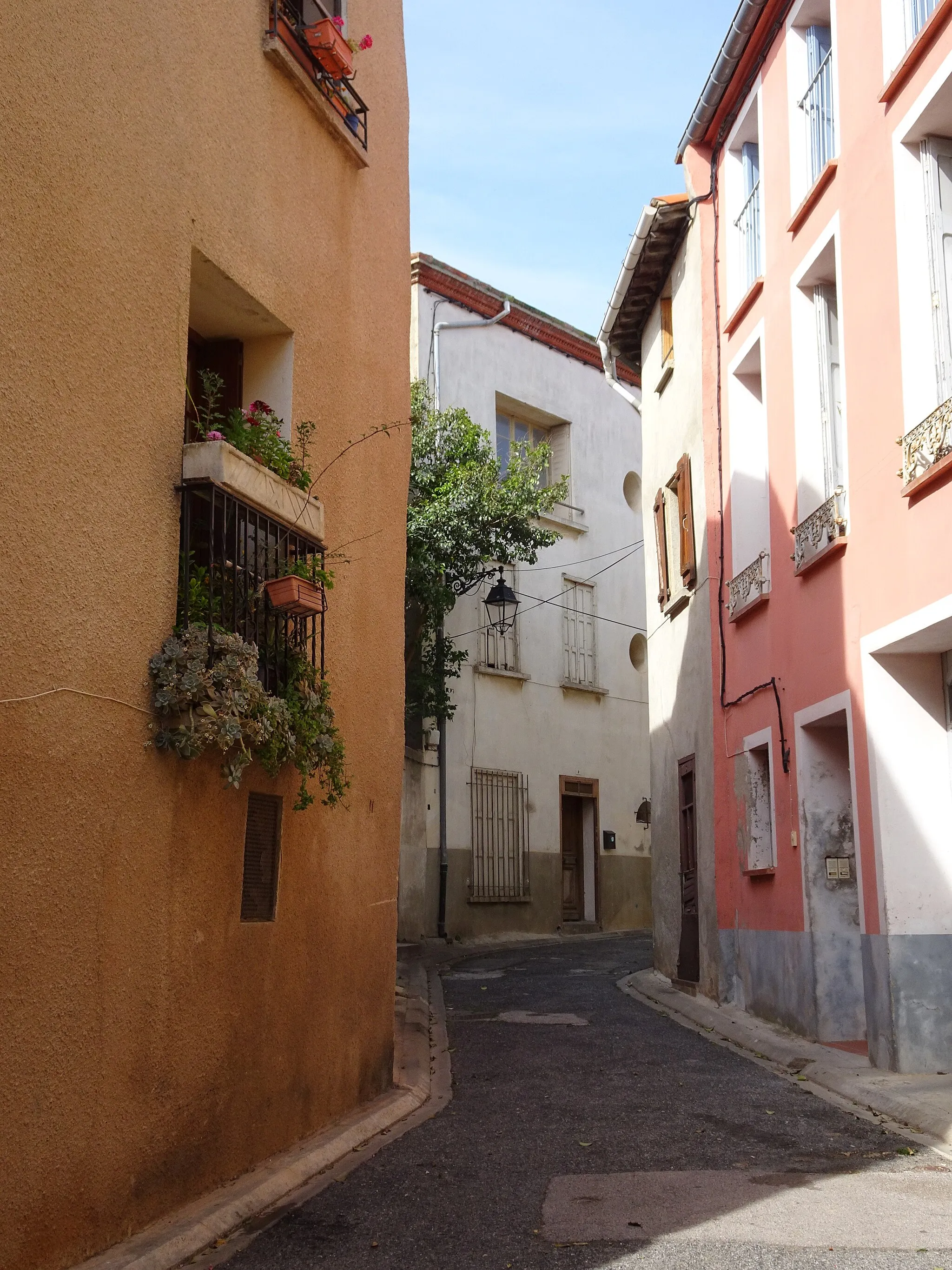 Photo showing: Rue du centre ancien de Baixas