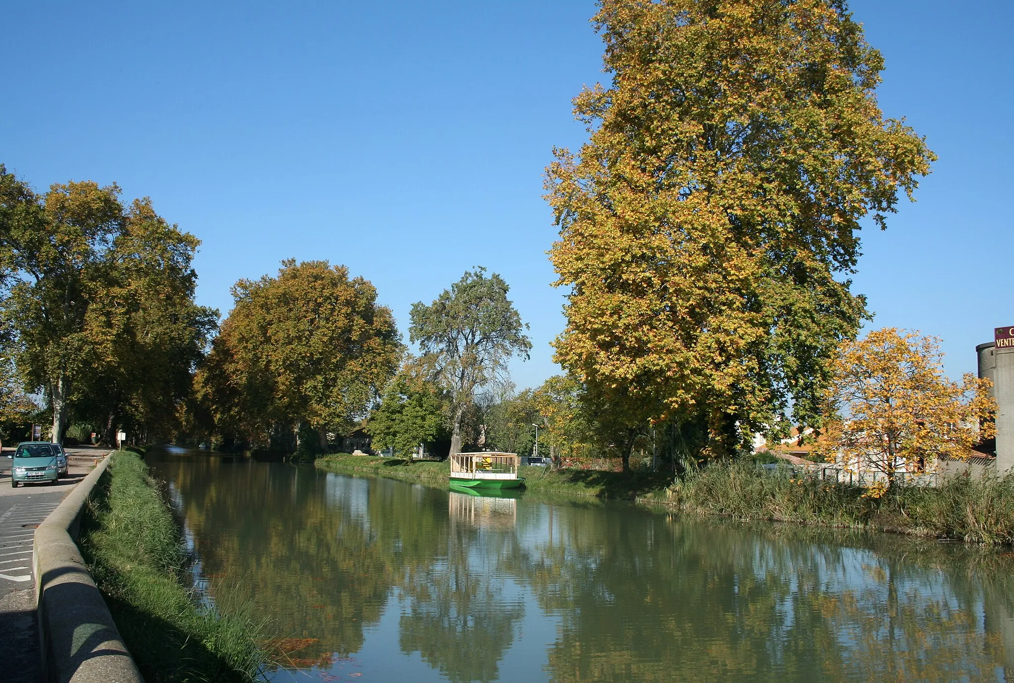 Photo showing: Villeneuve-lès-Béziers (Hérault) - Canal du Midi.