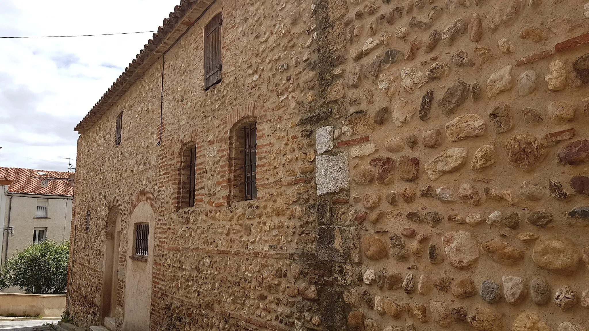 Photo showing: Face Nord de l'église Saint-Étienne de Ponteilla