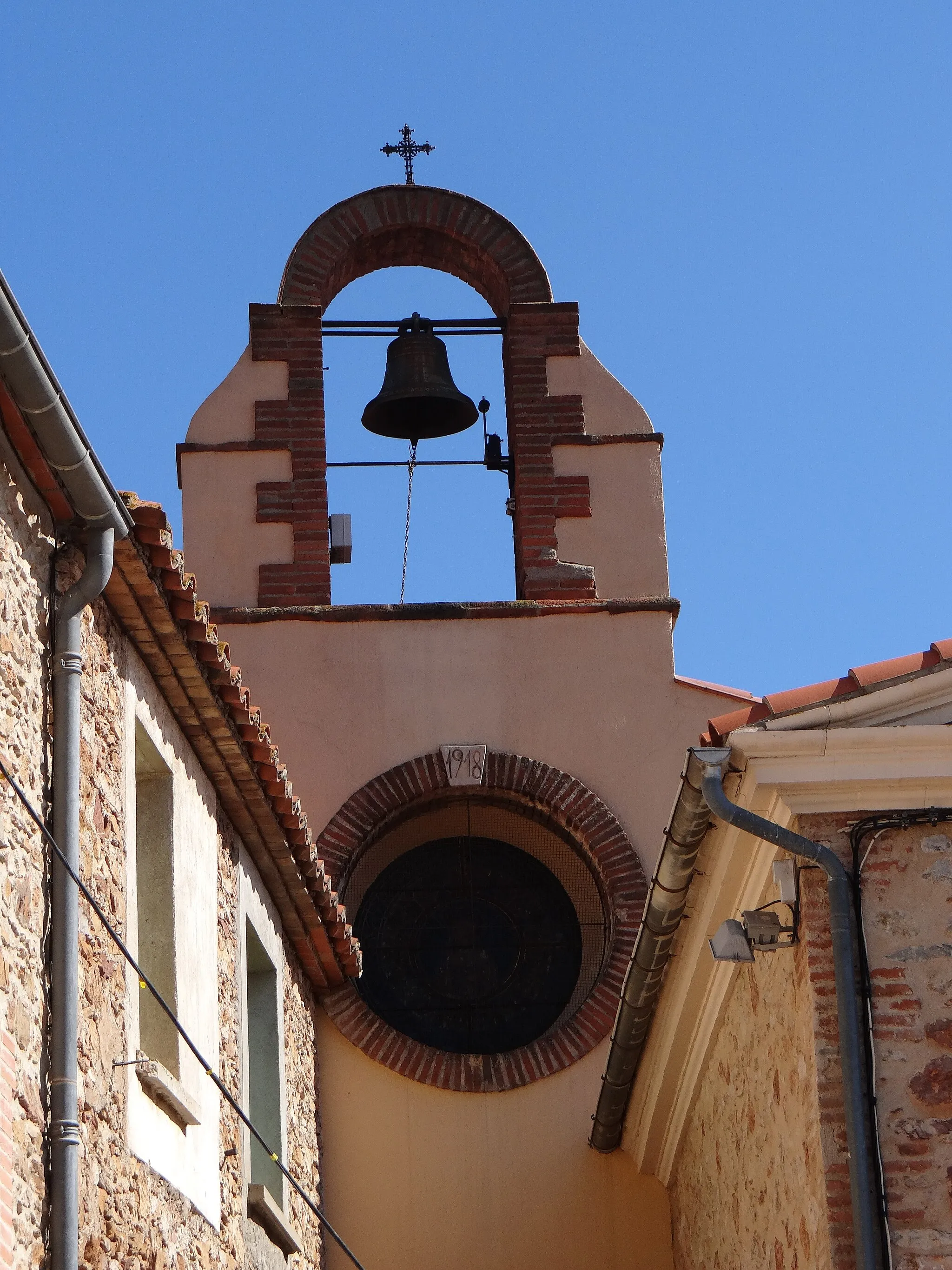 Photo showing: Église paroissiale Saint-Paul, Calce, Pyrénées-Orientales. Clocheton.