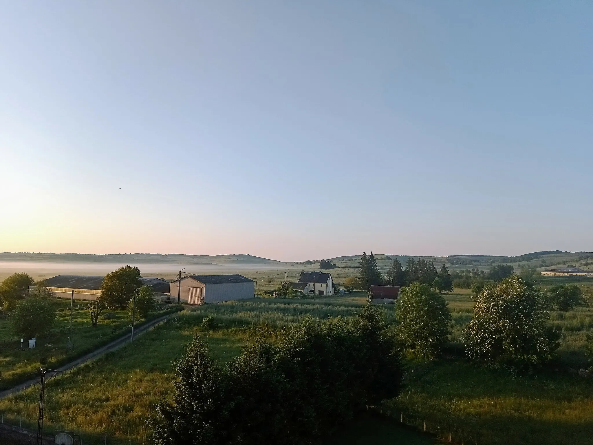 Photo showing: L'Aubrac à Malbouzon, Prinsuéjols-Malbouzon, Lozère, France