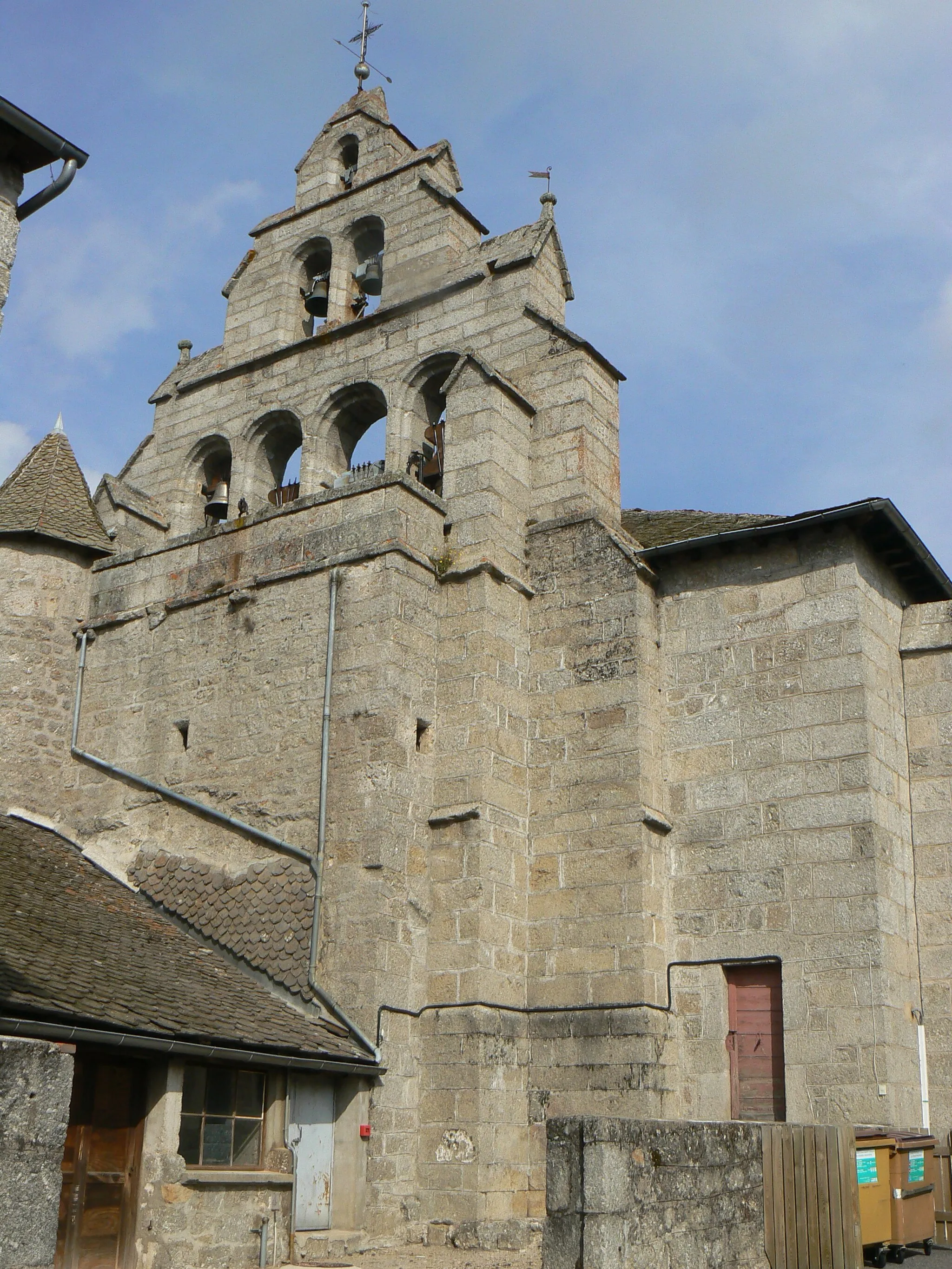 Photo showing: Clocher de l'église de Rieutort-de-Randon en Lozère (France)