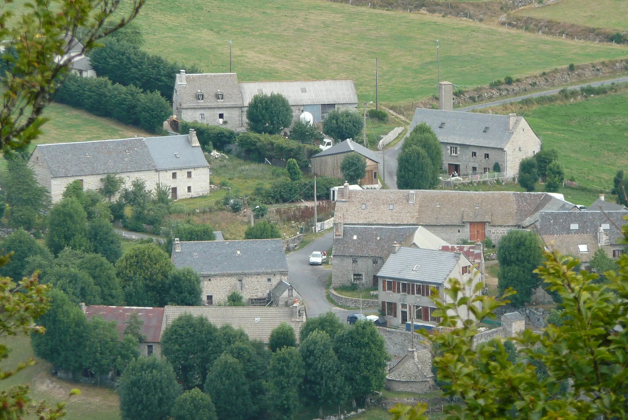 Photo showing: Village of Veyrès from above