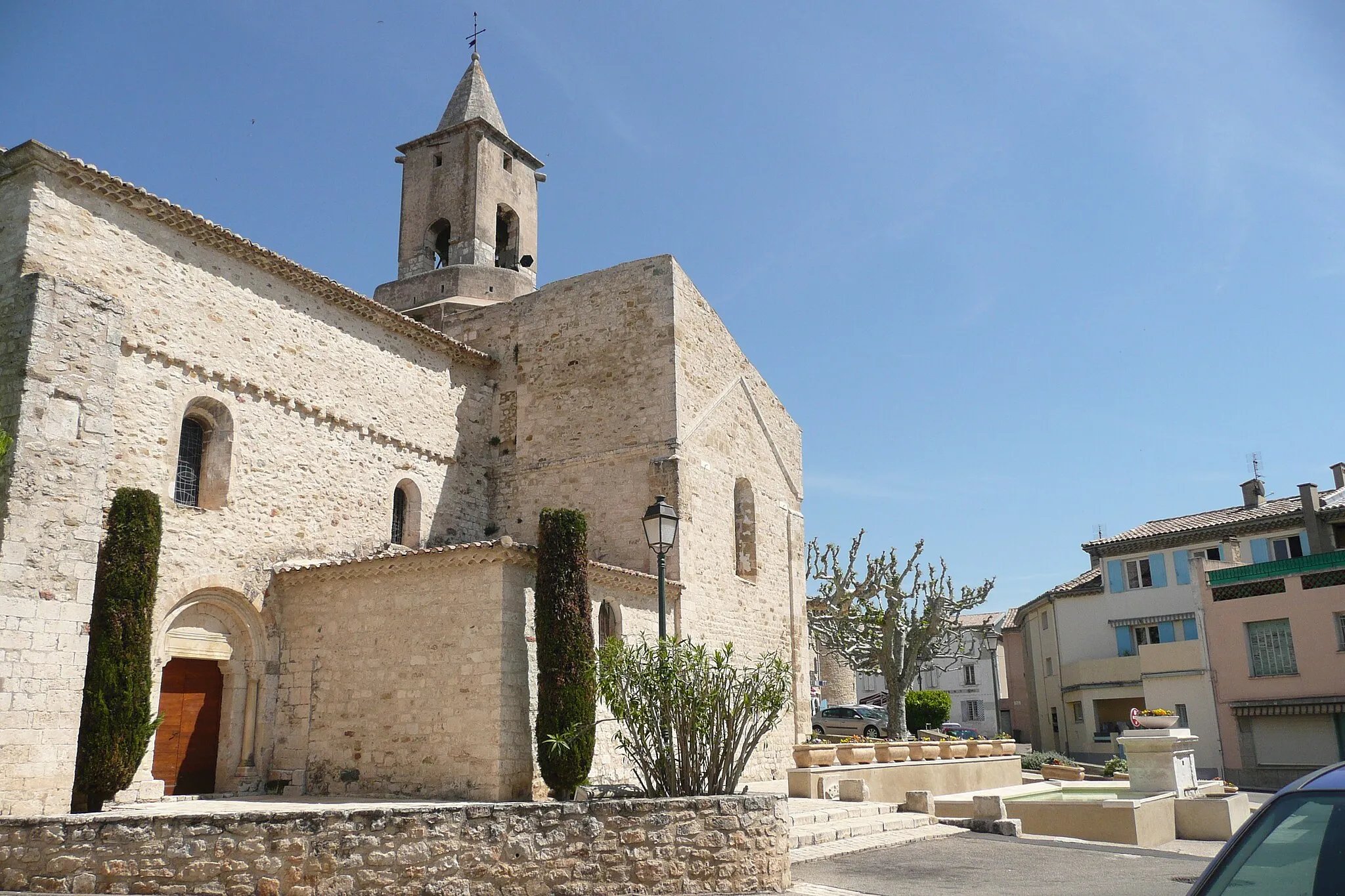 Photo showing: Eglise à Saint-Just (Ardèche).