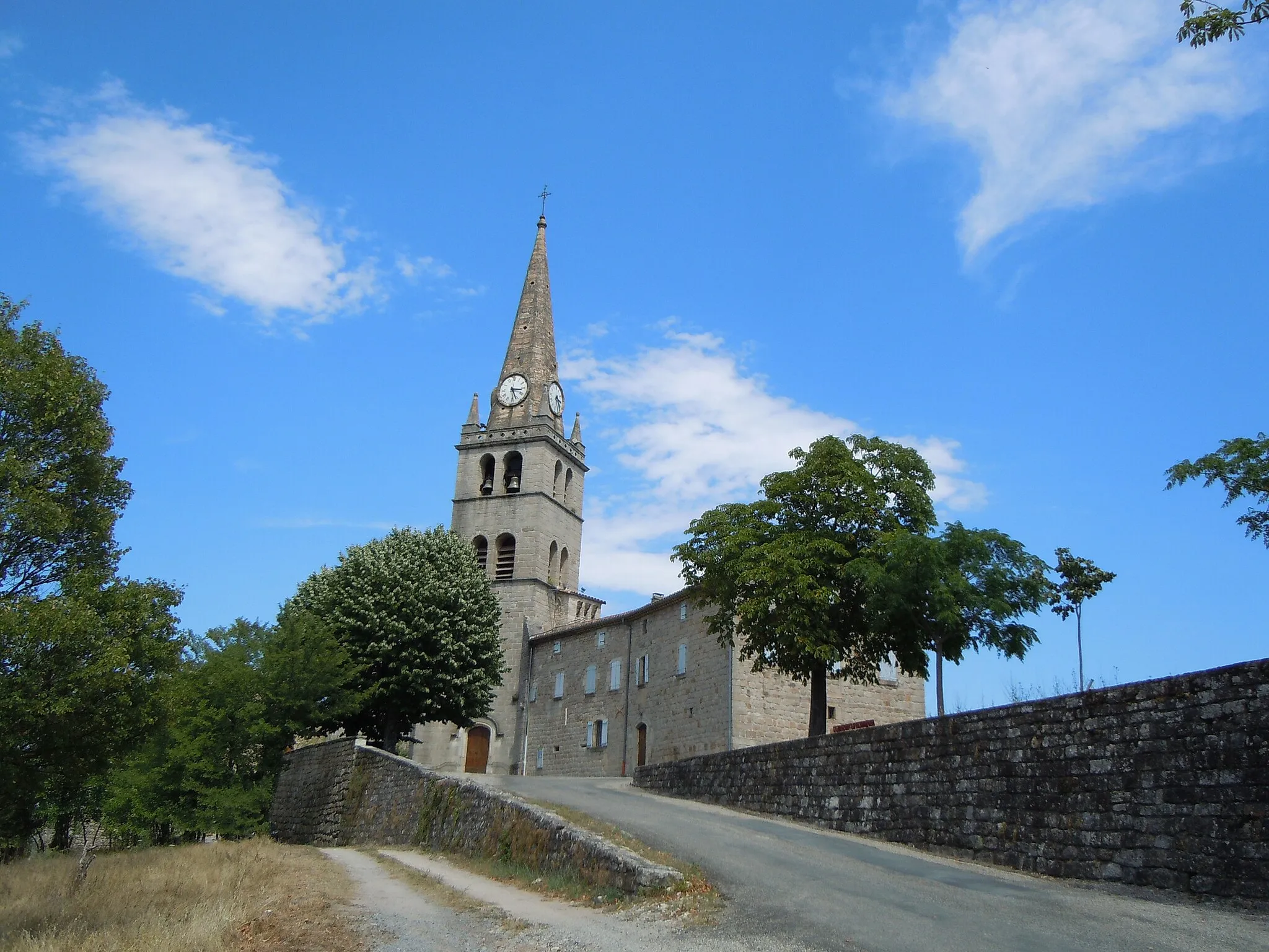 Photo showing: Église Saint-Julien - Lablachère - ardèche - France