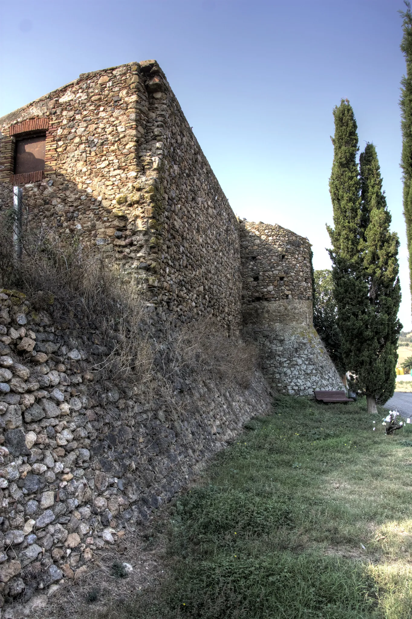 Photo showing: This is a photo of a monument indexed in the Catalan heritage register of Béns Culturals d'Interès Nacional and the Spanish heritage register of Bienes de Interés Cultural under the reference RI-51-0006018.