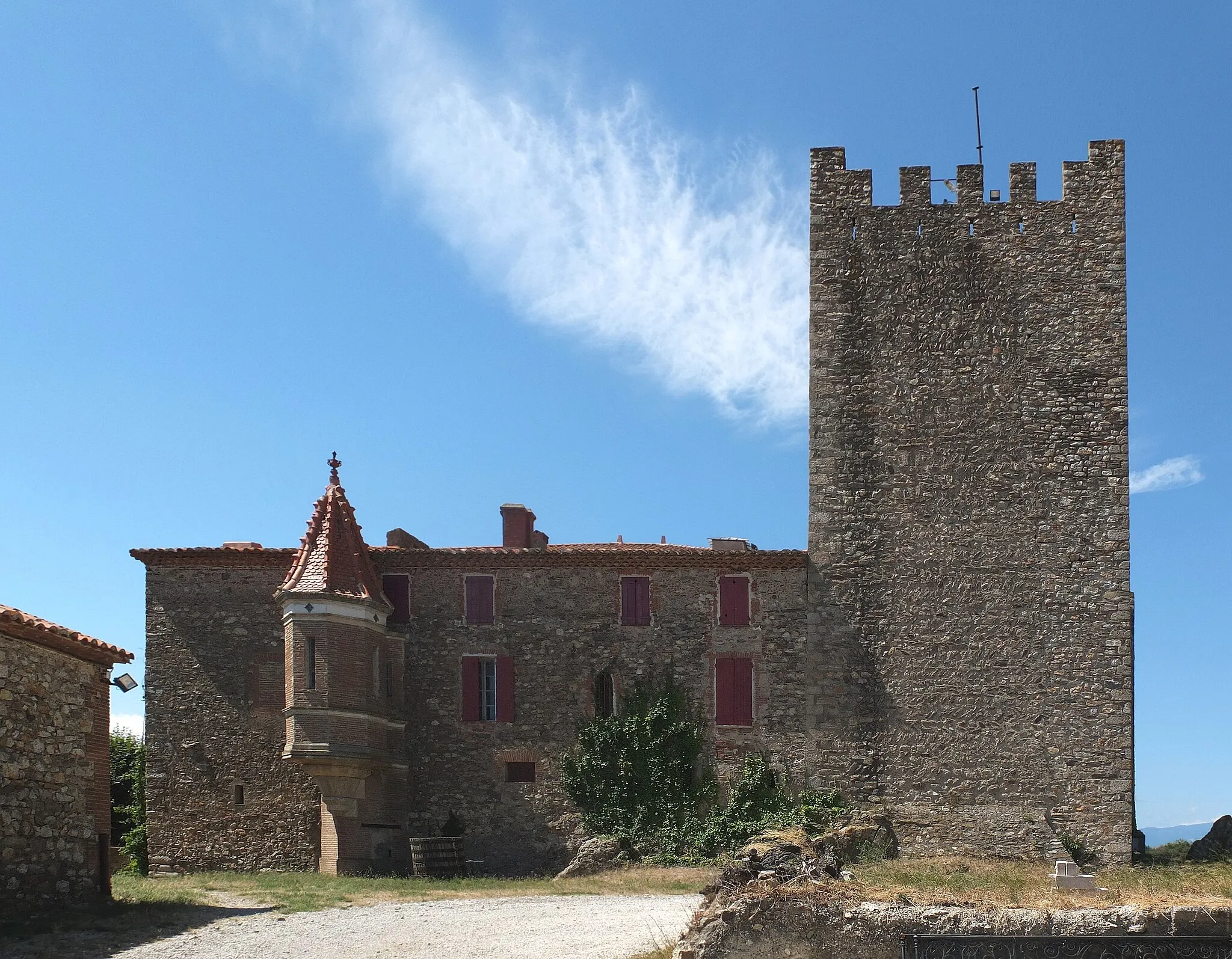 Photo showing: Château Caladroy, France, view NE