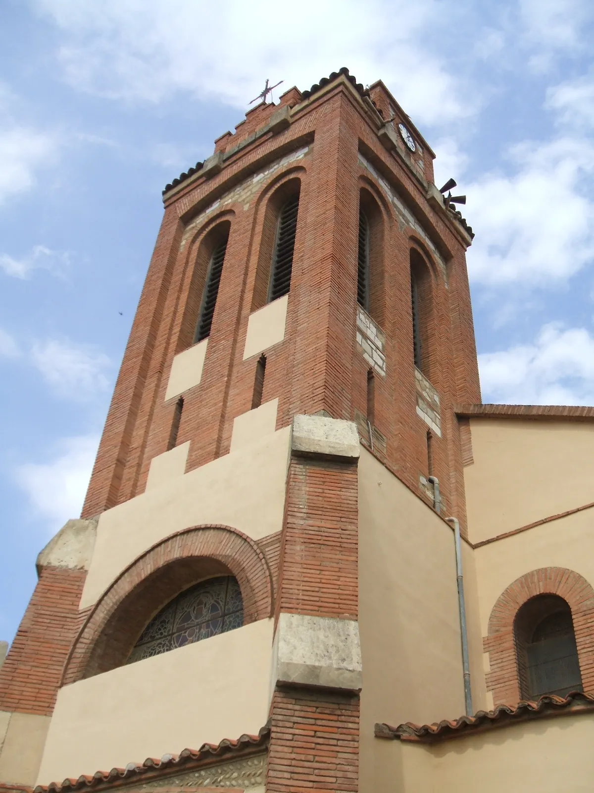 Photo showing: Saint-Julien-et-Sainte-Basilisse Church, in Torreilles (département of Pyrénées-Orientales, Languedoc-Roussillon région, France). Belltower.