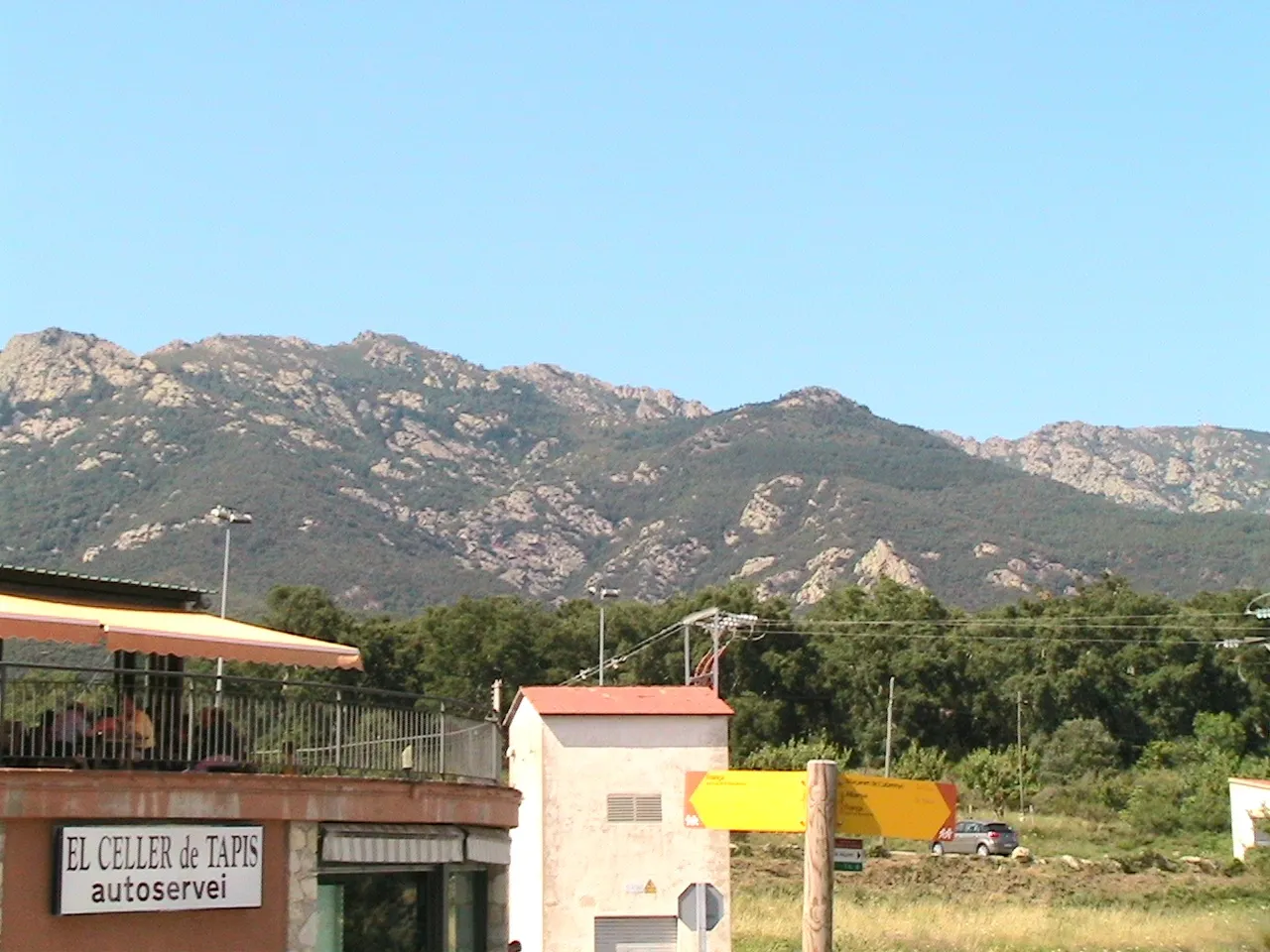 Photo showing: El celler de Tapis. Commune de Maçanet de Cabrenys, Province de Gérone, Espagne.