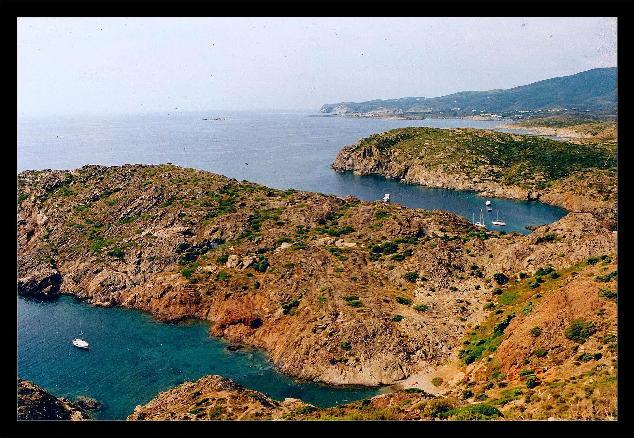 Photo showing: August Mysterious Light of Top Art Existentialism Panorama  -  Cadaques magic Cap de Creus 1992 Avenidas de Andre Breton