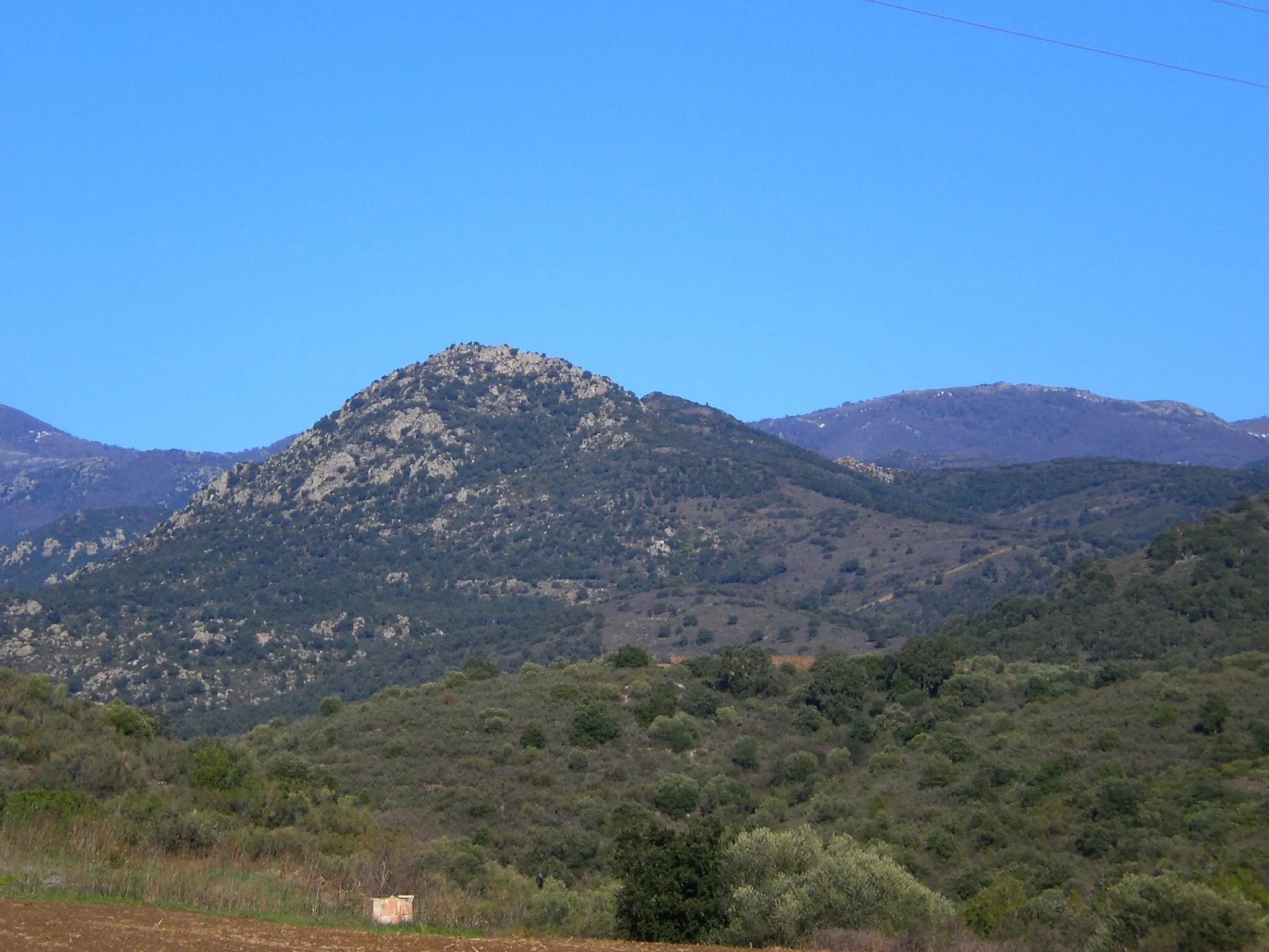 Photo showing: mountain
