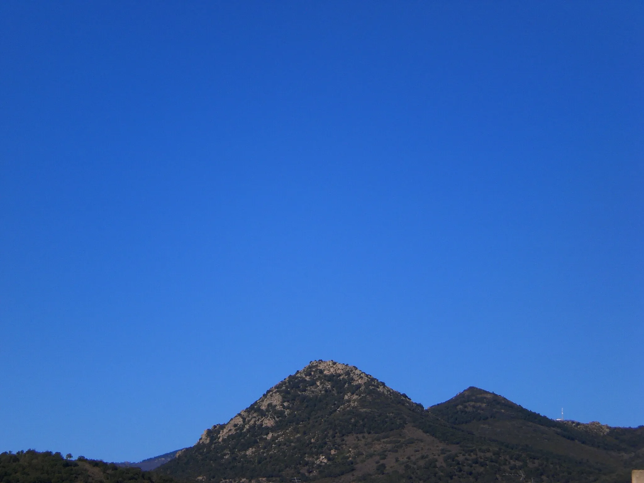 Photo showing: mountain
