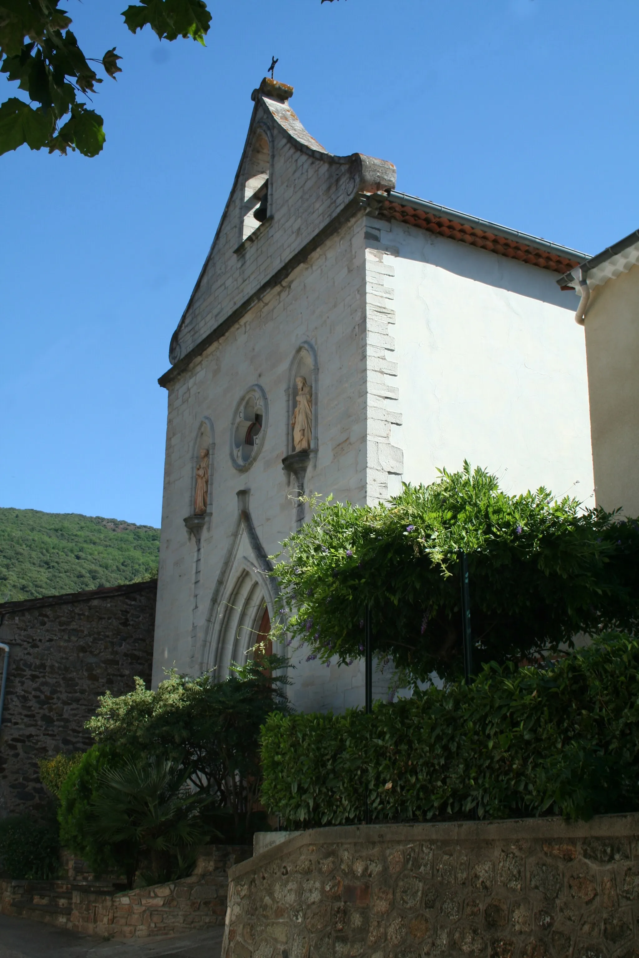 Photo showing: Taussac-la-Billière (Hérault) - église de l'Immaculée-Conception à la Billière (1866).