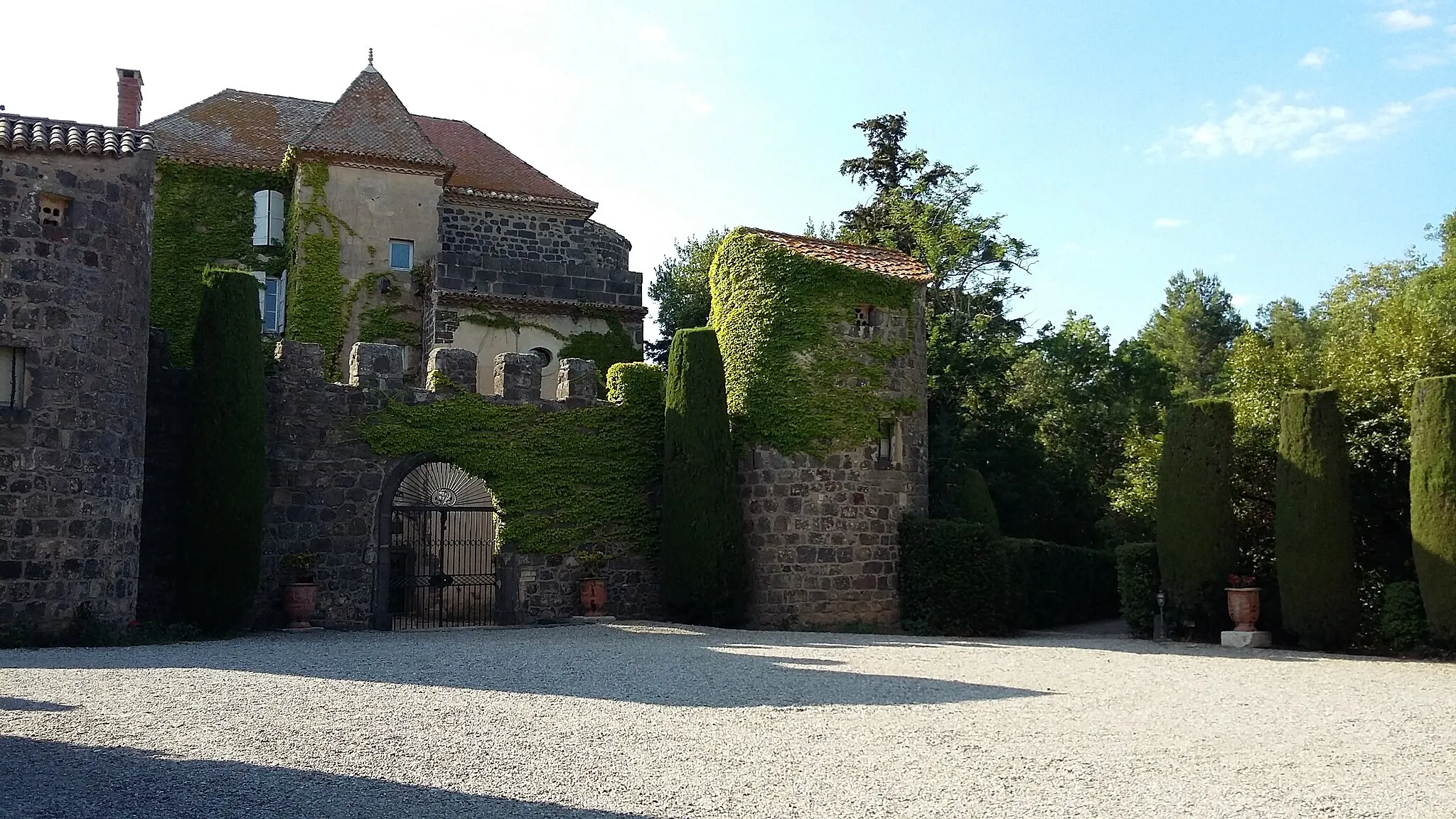 Photo showing: Château de Preignes-le-Vieux - vue du sud