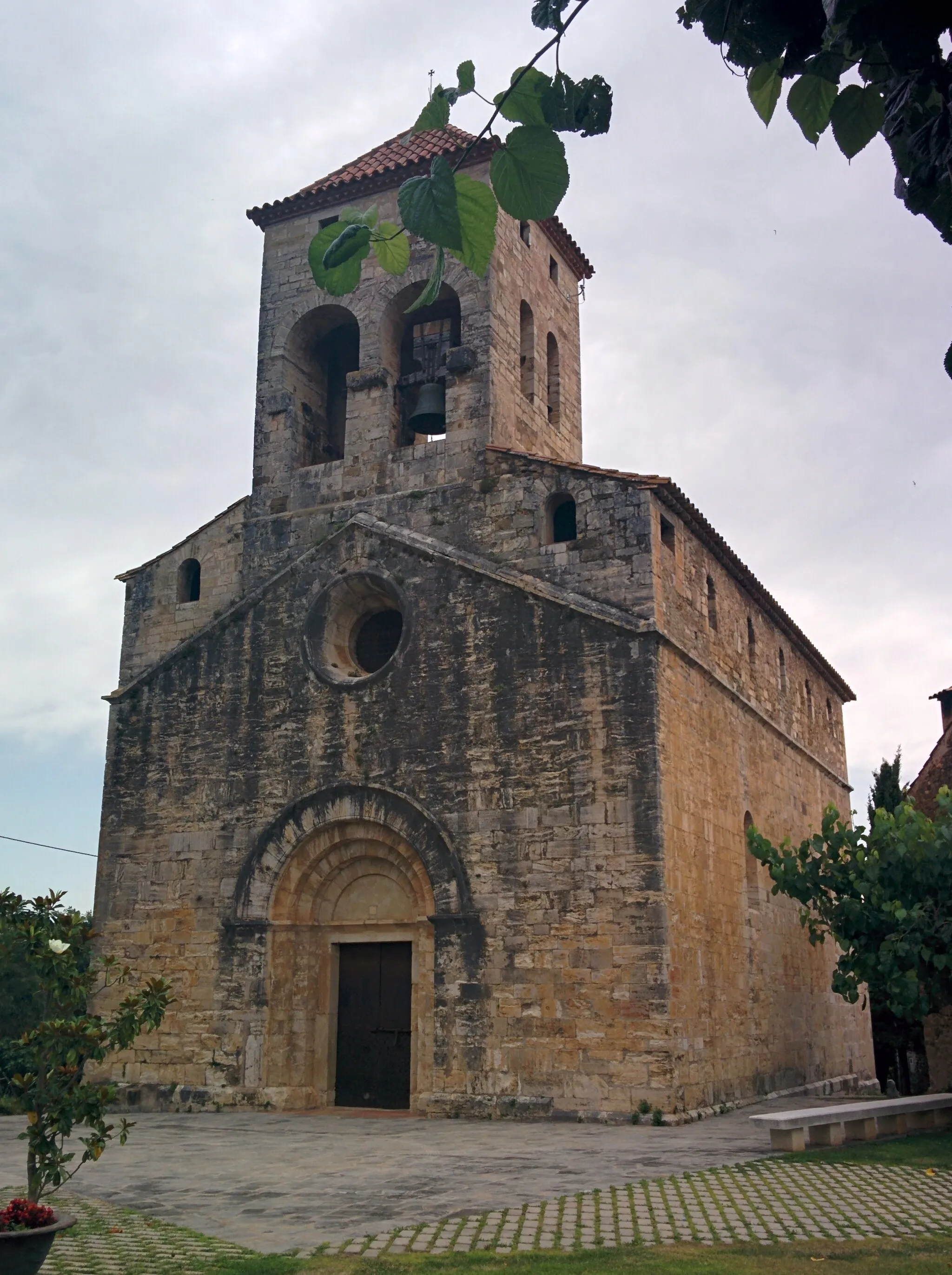 Photo showing: Església parroquial de Sant Vicenç de Maià de Montcal