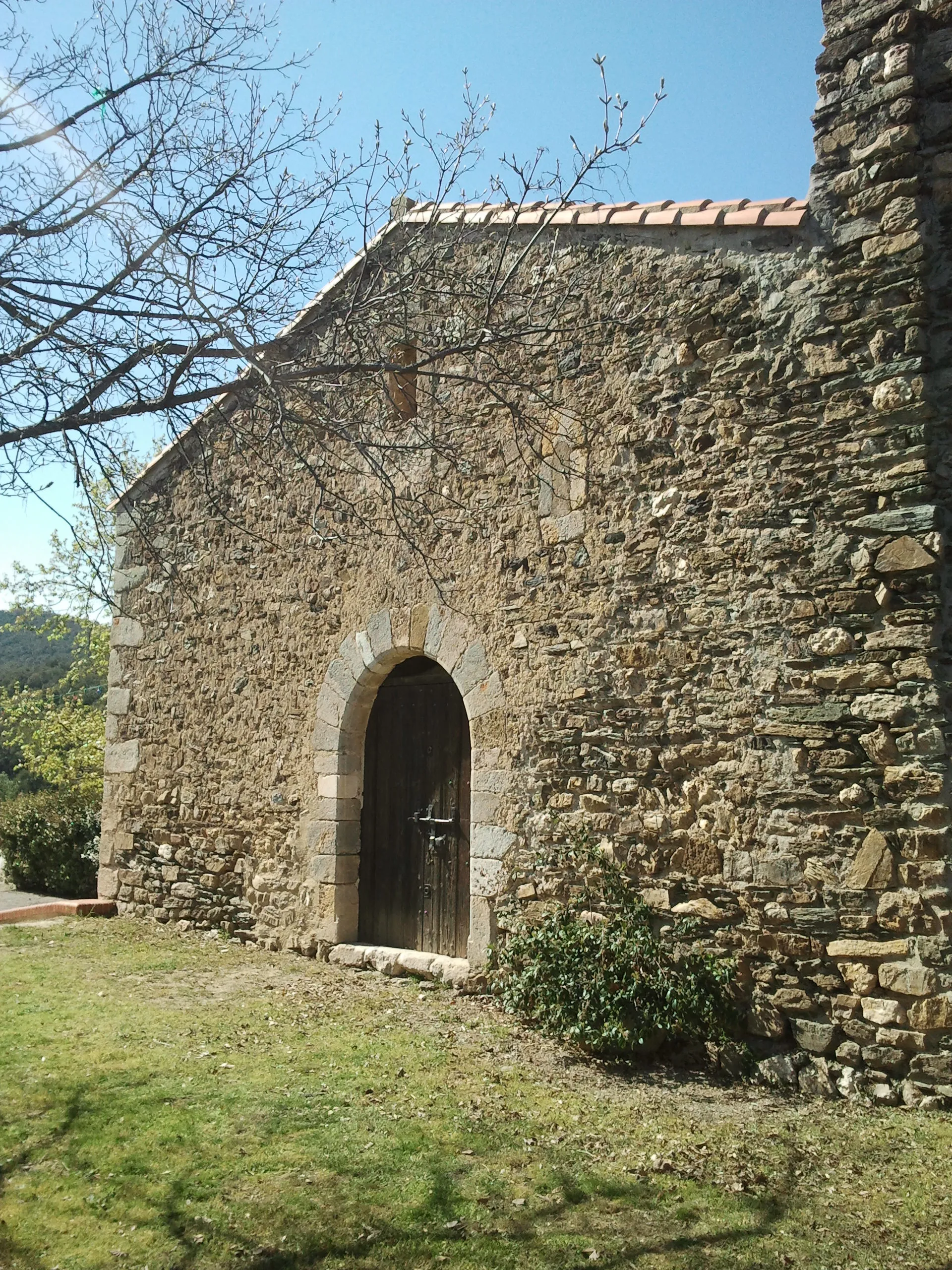 Photo showing: Face sud de l'église Saint-Nazaire de Tordères
