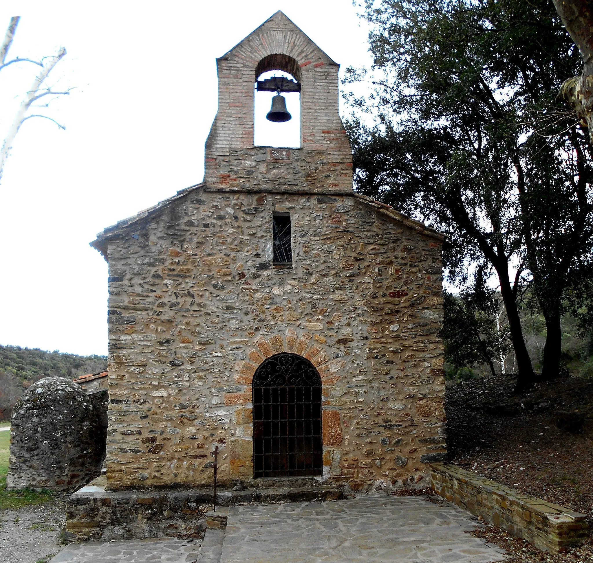 Photo showing: Sant Amanç de la Ribera, frontis occidental