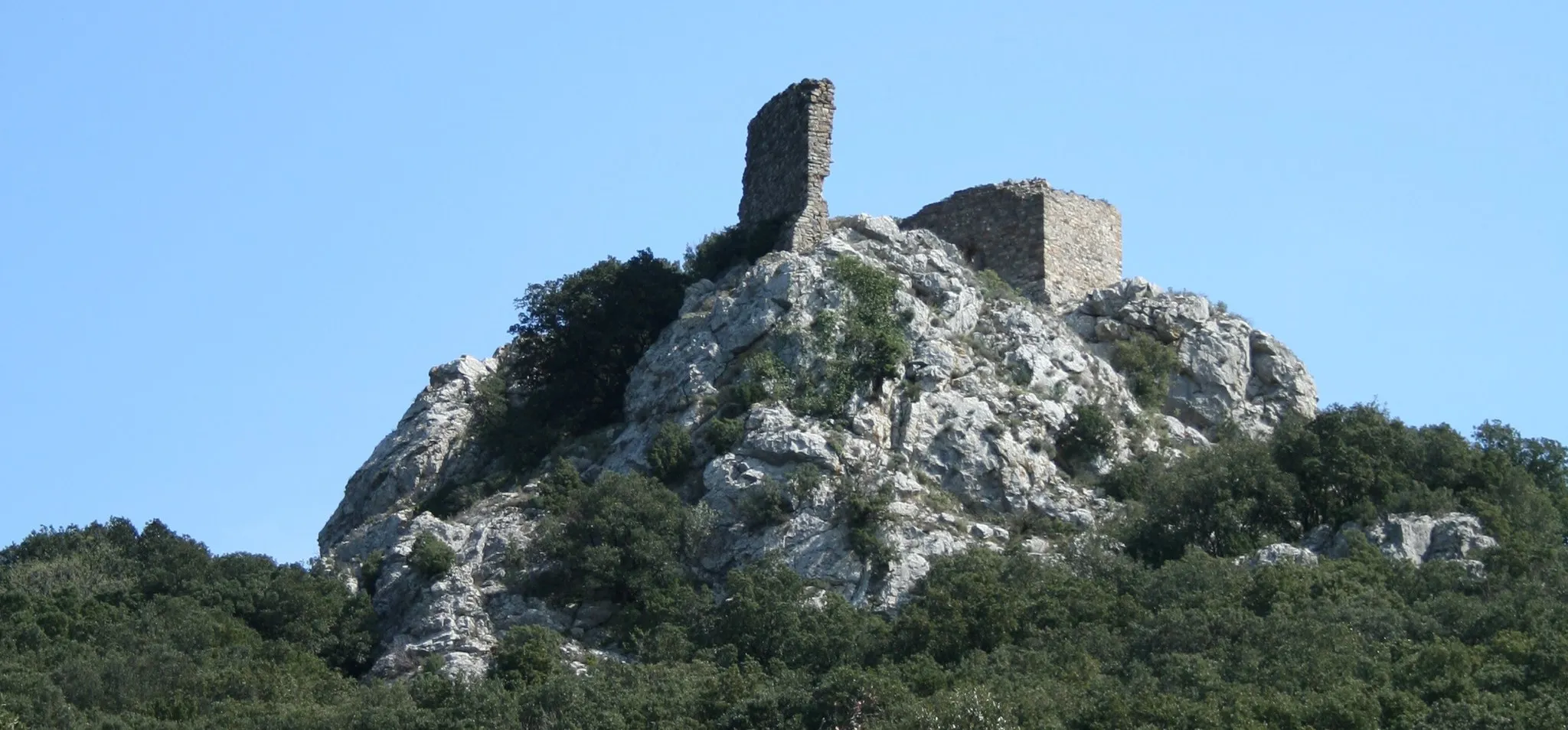 Photo showing: Vailhan (Hérault)- château.