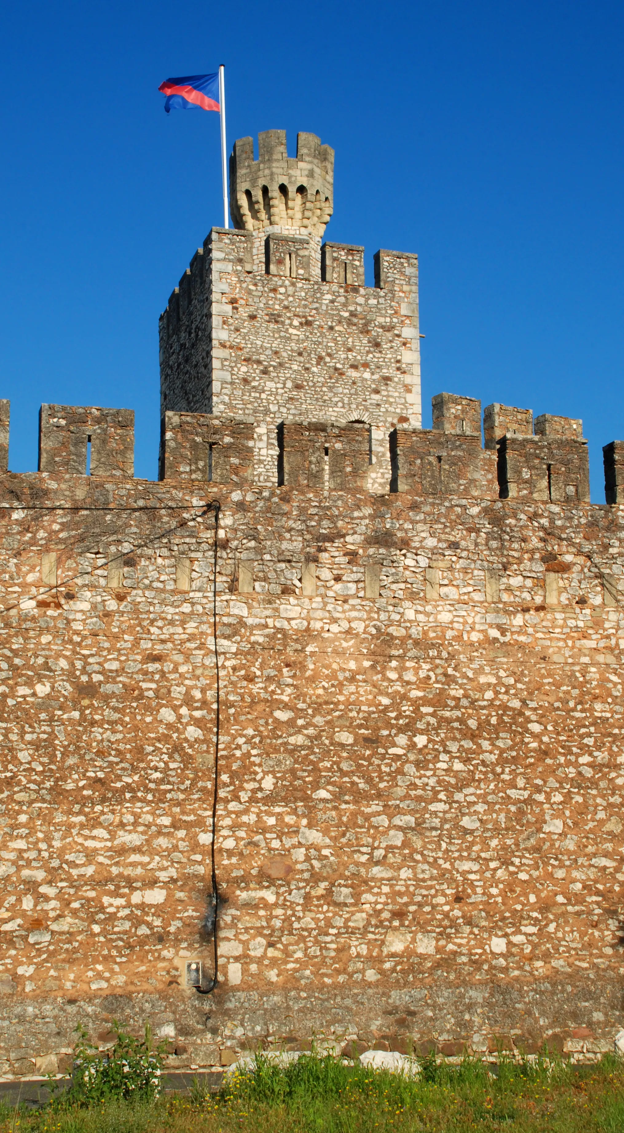 Photo showing: This building is indexed in the base Mérimée, a database of architectural heritage maintained by the French Ministry of Culture, under the reference PA30000014 .