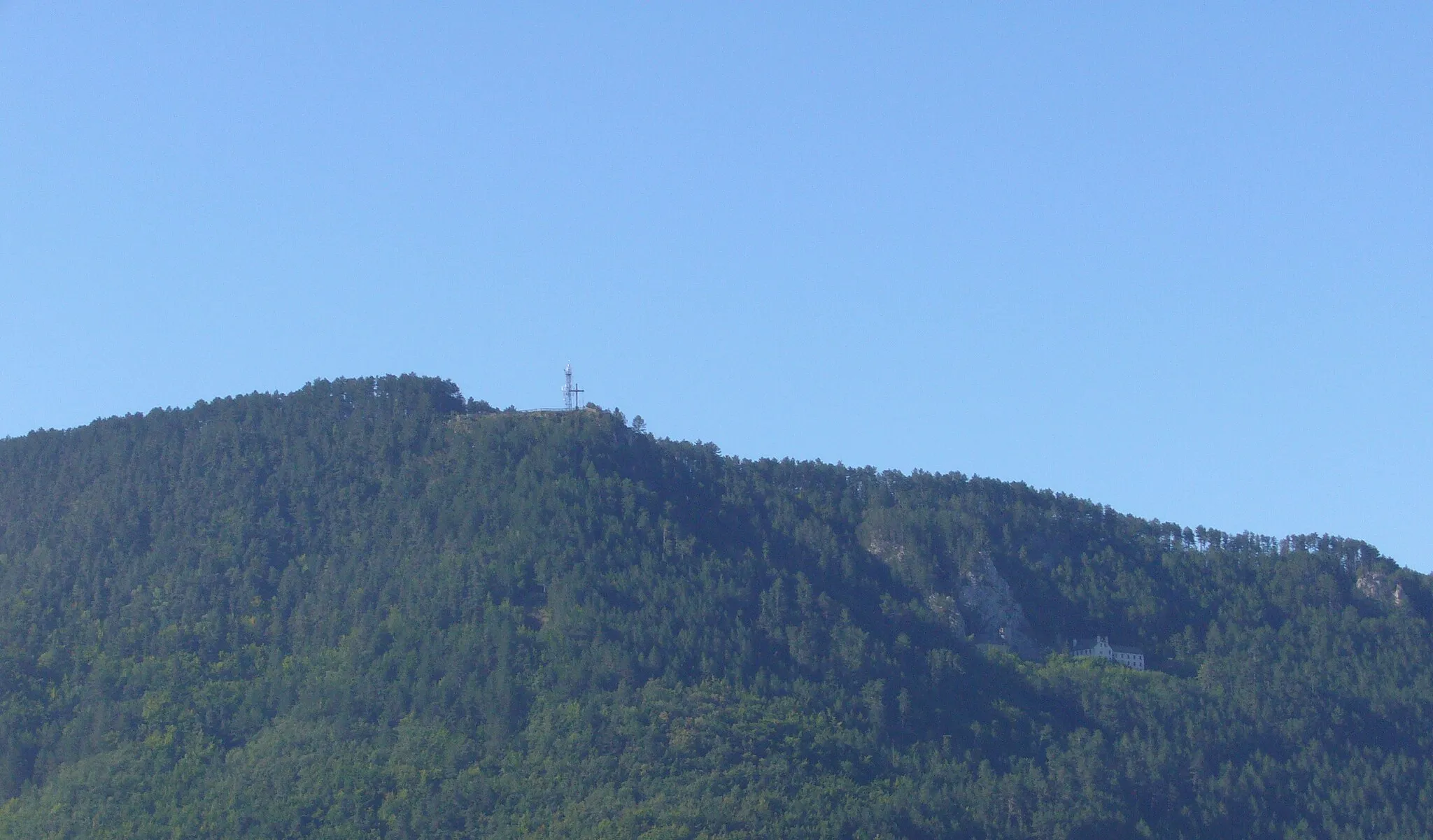 Photo showing: Mont Mimat fr:Mende (Lozère) prise depuis le flanc du causse d'Auge (en face).