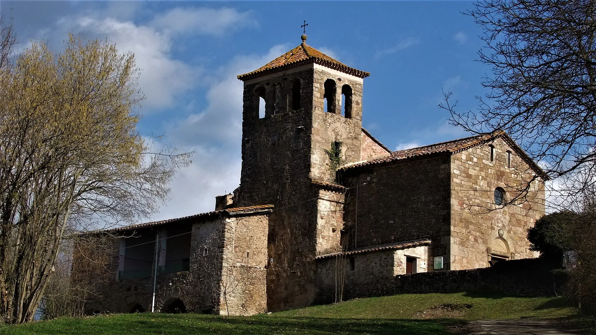 Photo showing: Picture of the church of Sant Pere Despuig in Sant Pere Despuig, La Garrotxa