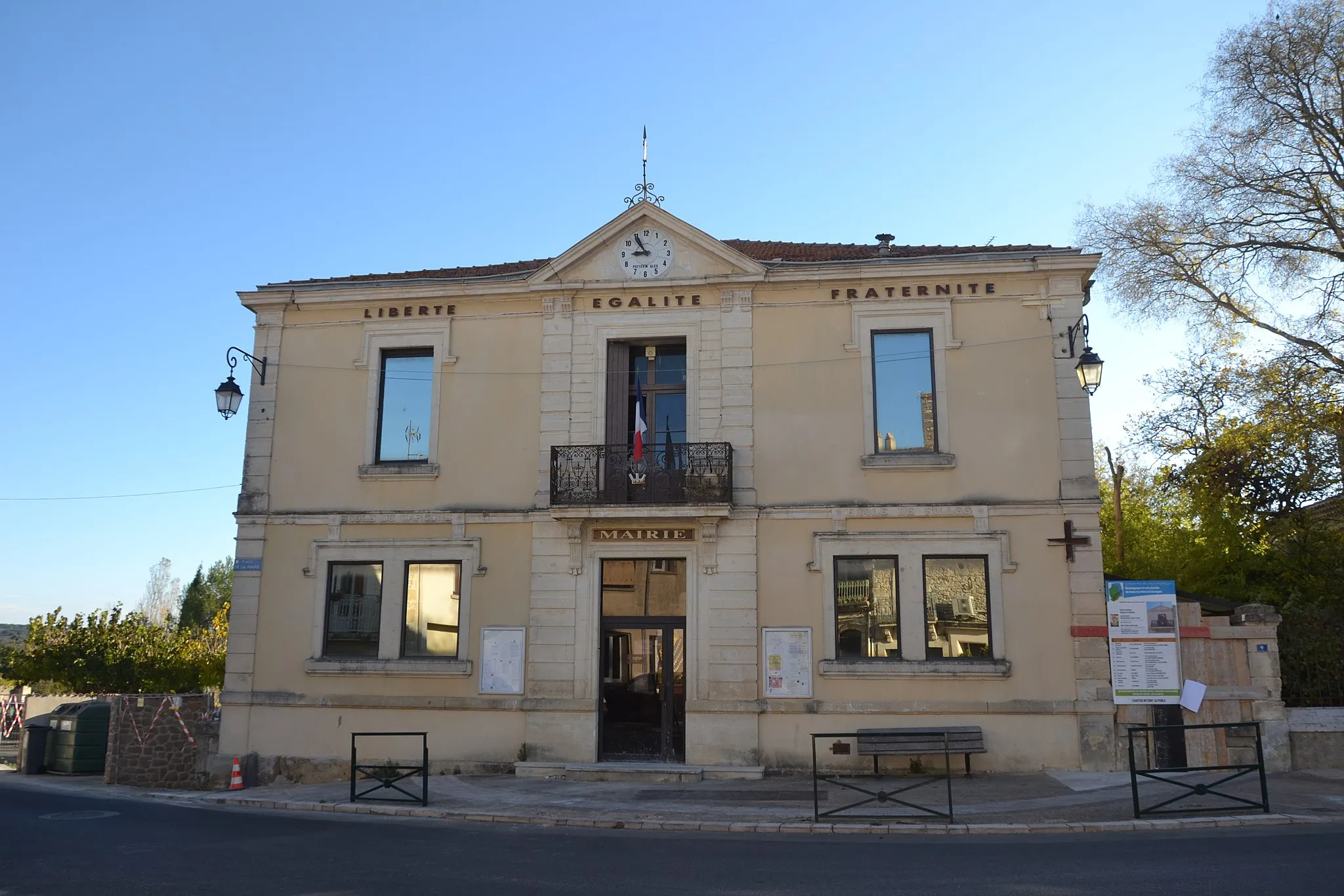 Photo showing: Mairie de Saturargues