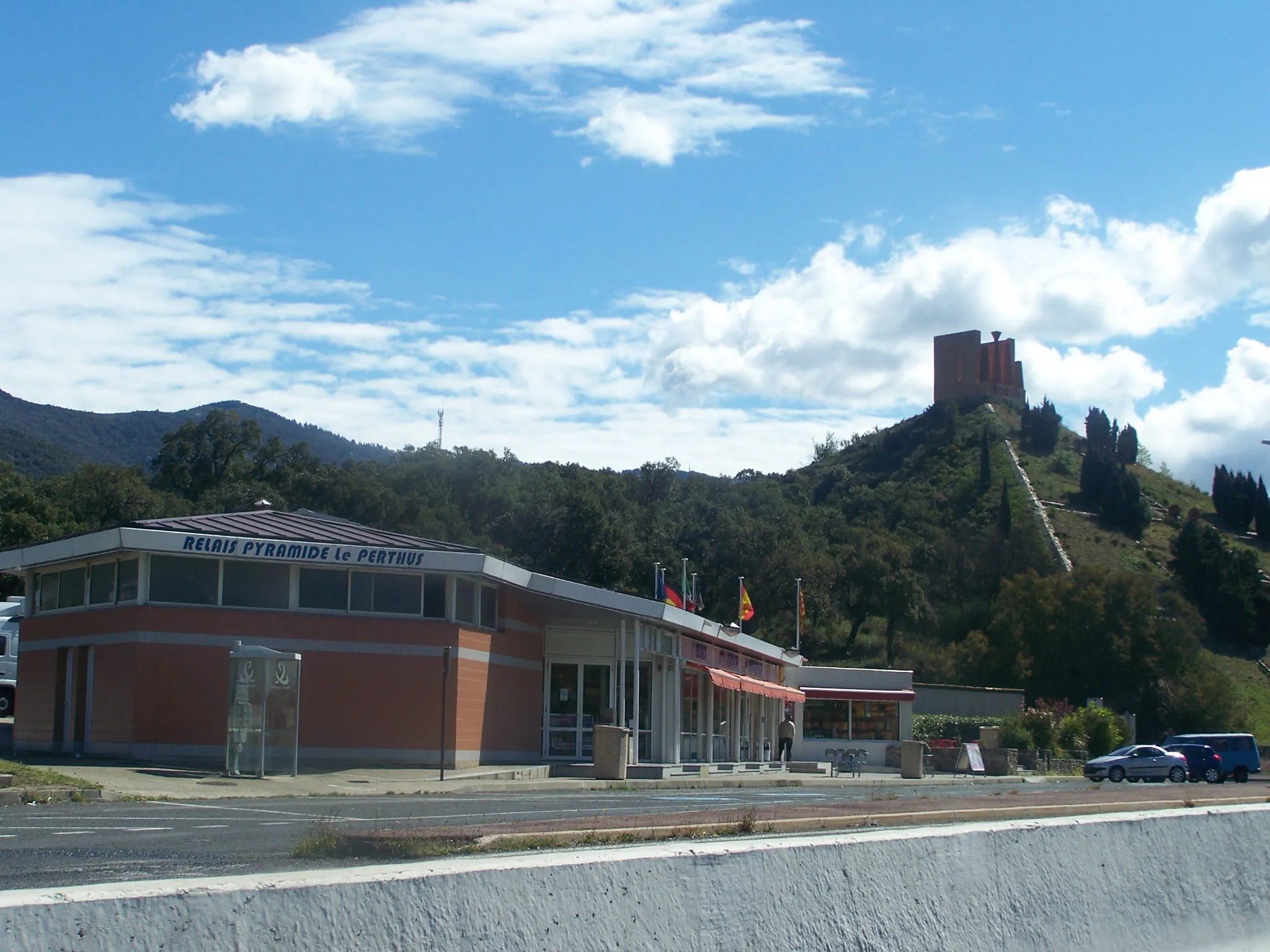 Photo showing: Arriving at the French side of the Perthus pass, border between France and Spain in the Pyrenees.
