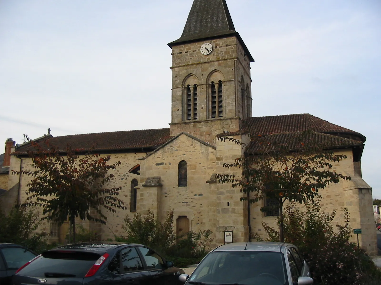 Photo showing: Église Saint-Laurent de Saint-Laurent-sur-Gorre (Haute-Vienne, France).