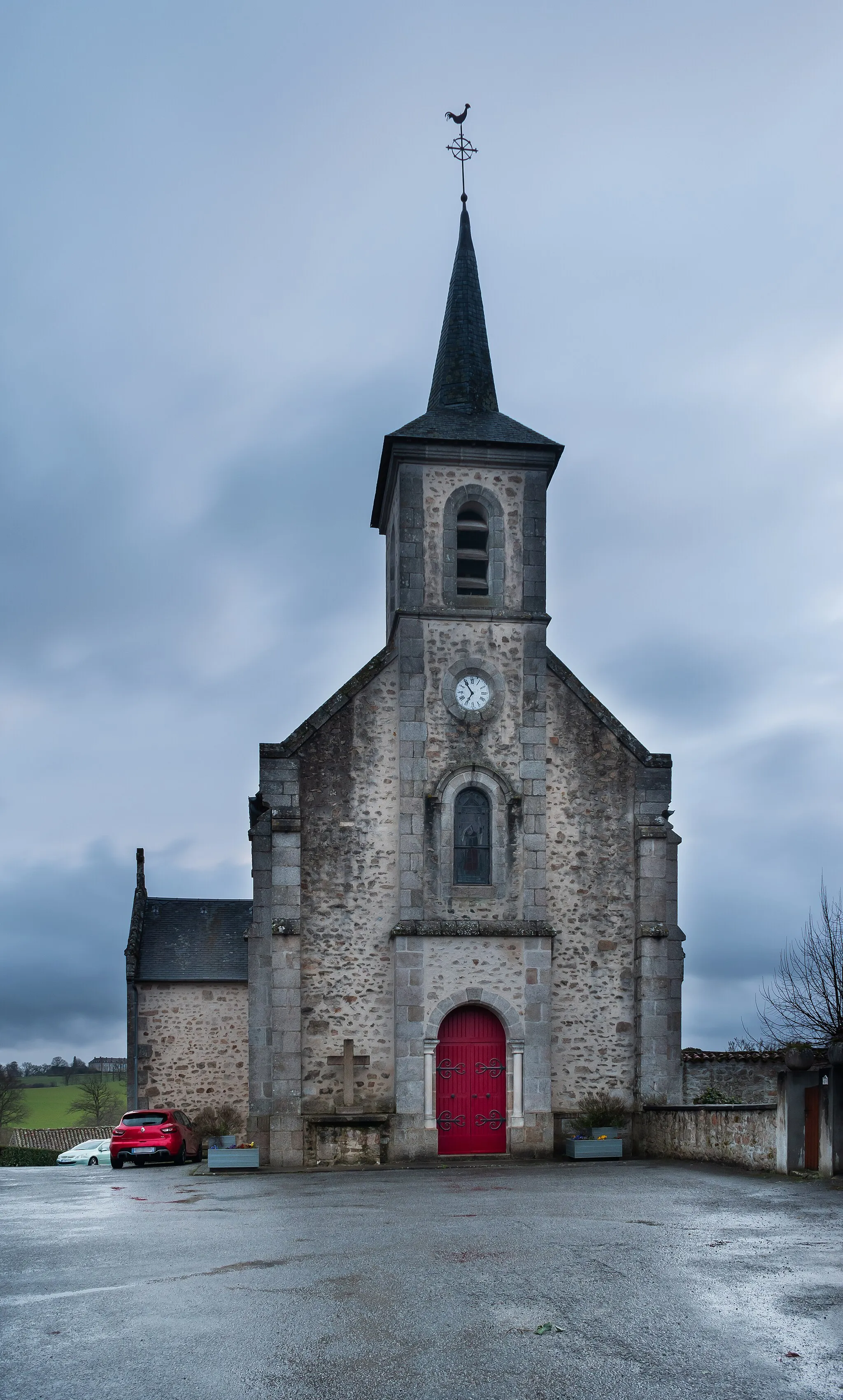 Photo showing: Saint Junien church in Saint-Junien-les-Combes, Haute-Vienne, France