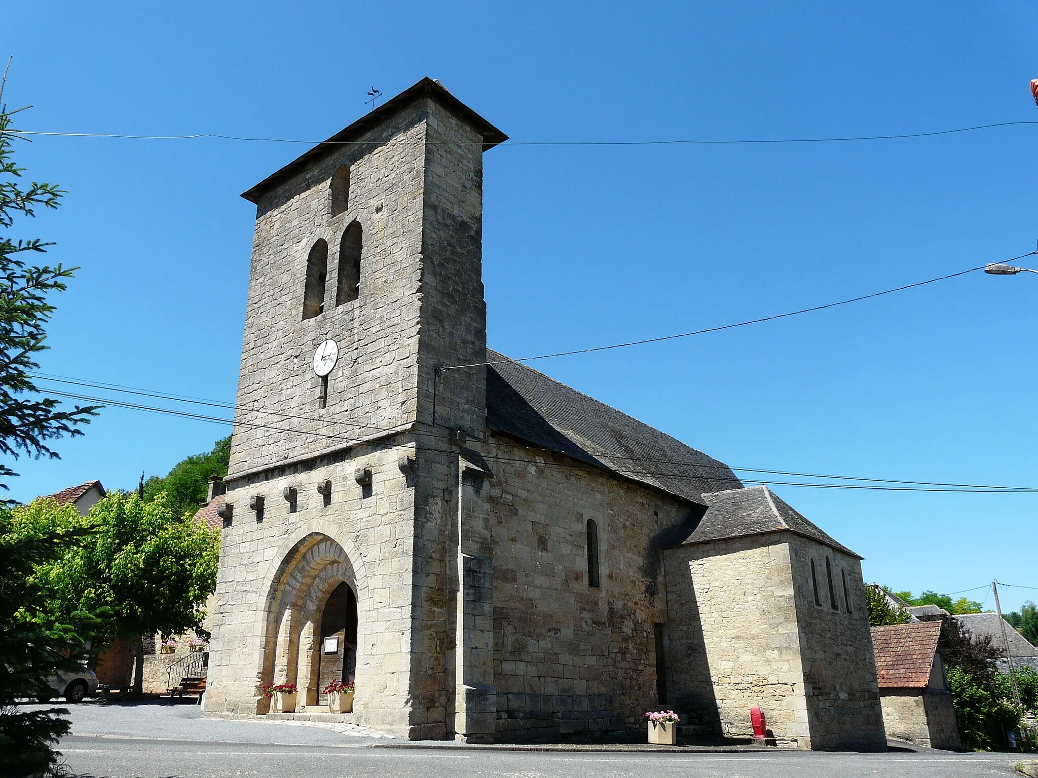 Photo showing: L'église Saint-Antoine, Coubjours, Dordogne, France.